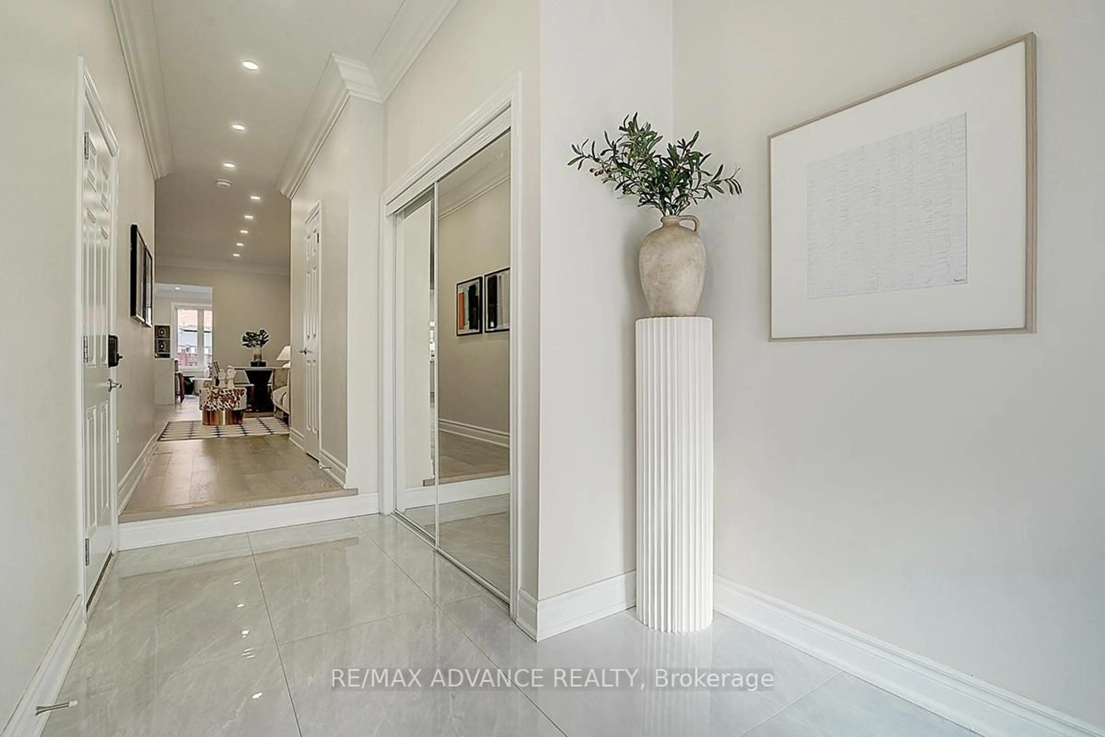 Unknown for 136 Laramie Cres, Vaughan Ontario L6A 0R1