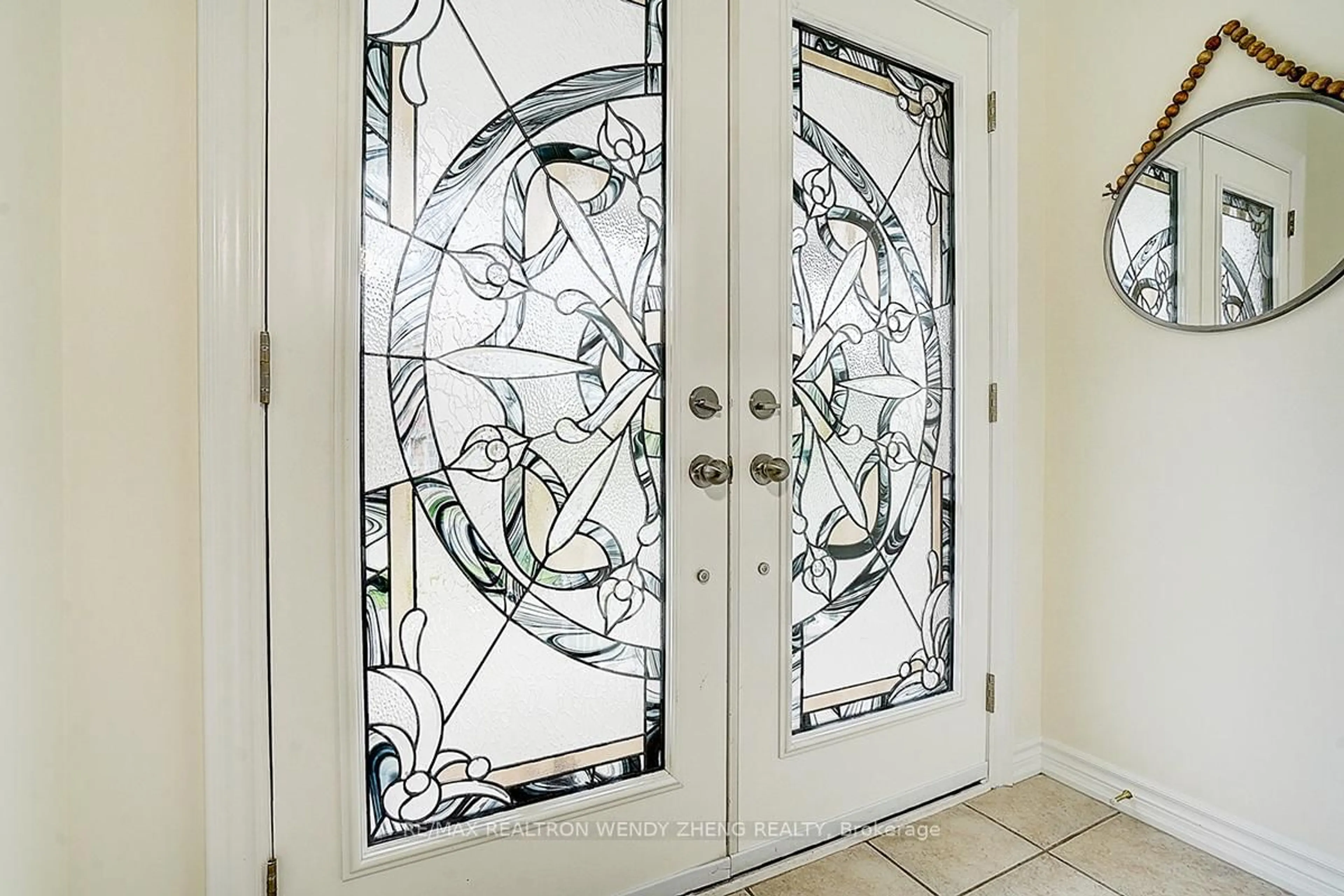 Indoor entryway for 46 Ian Baron Ave, Markham Ontario L3R 4R2