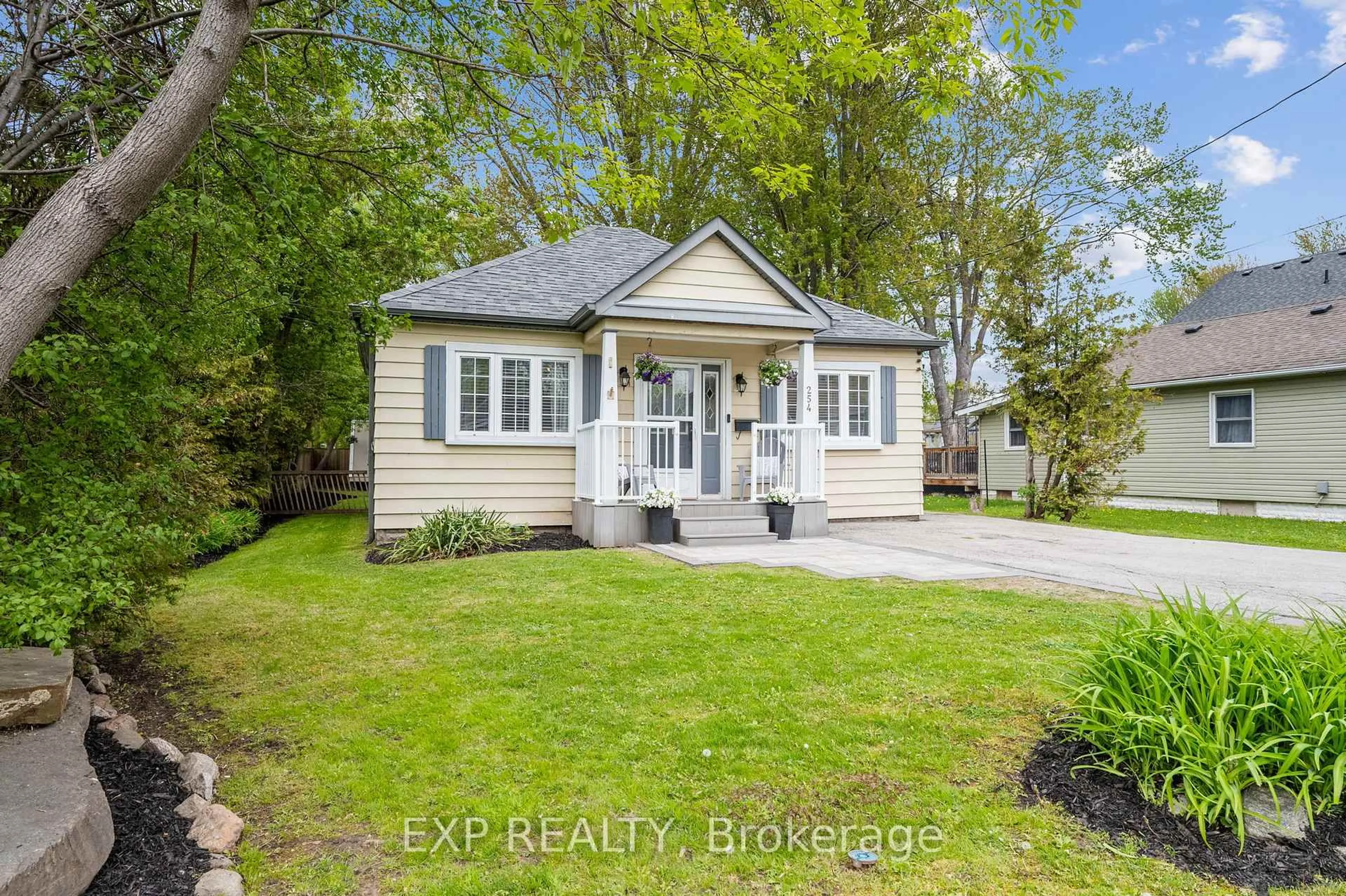 Unknown for 254 Royal Rd, Georgina Ontario L4P 2T8