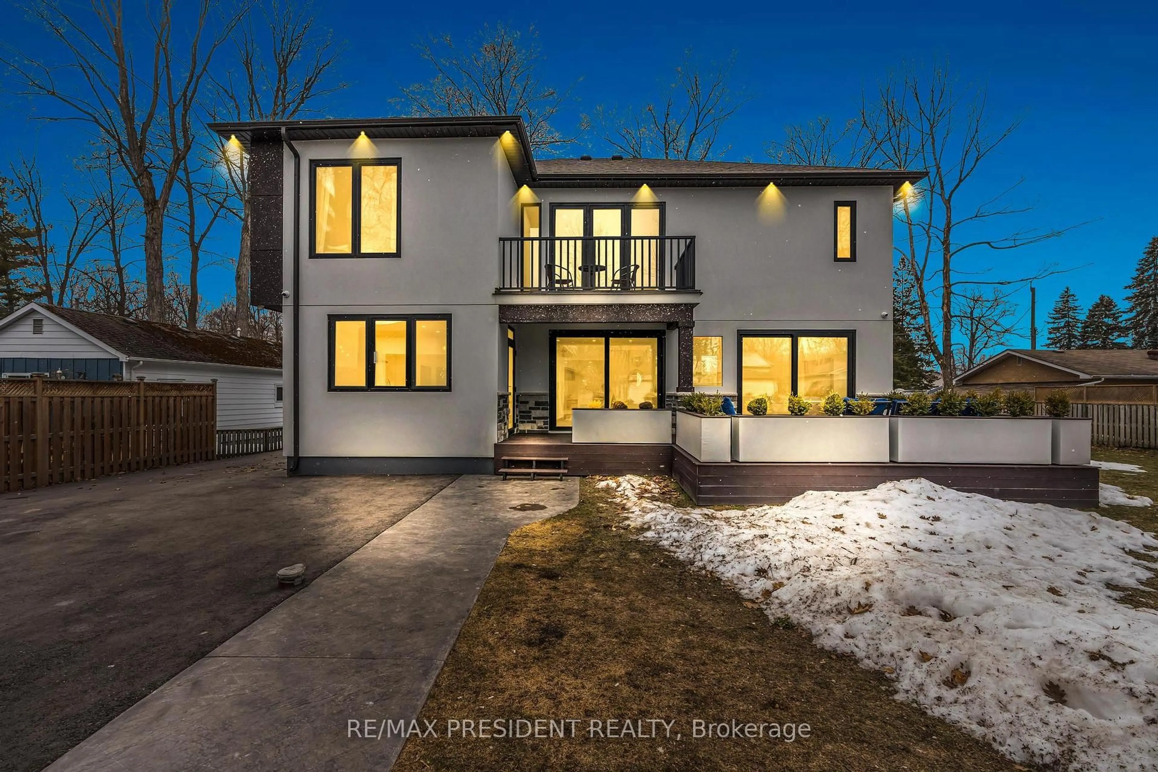 Home with brick exterior material, street for 3951 Alberta Ave, Innisfil Ontario L9S 2M1