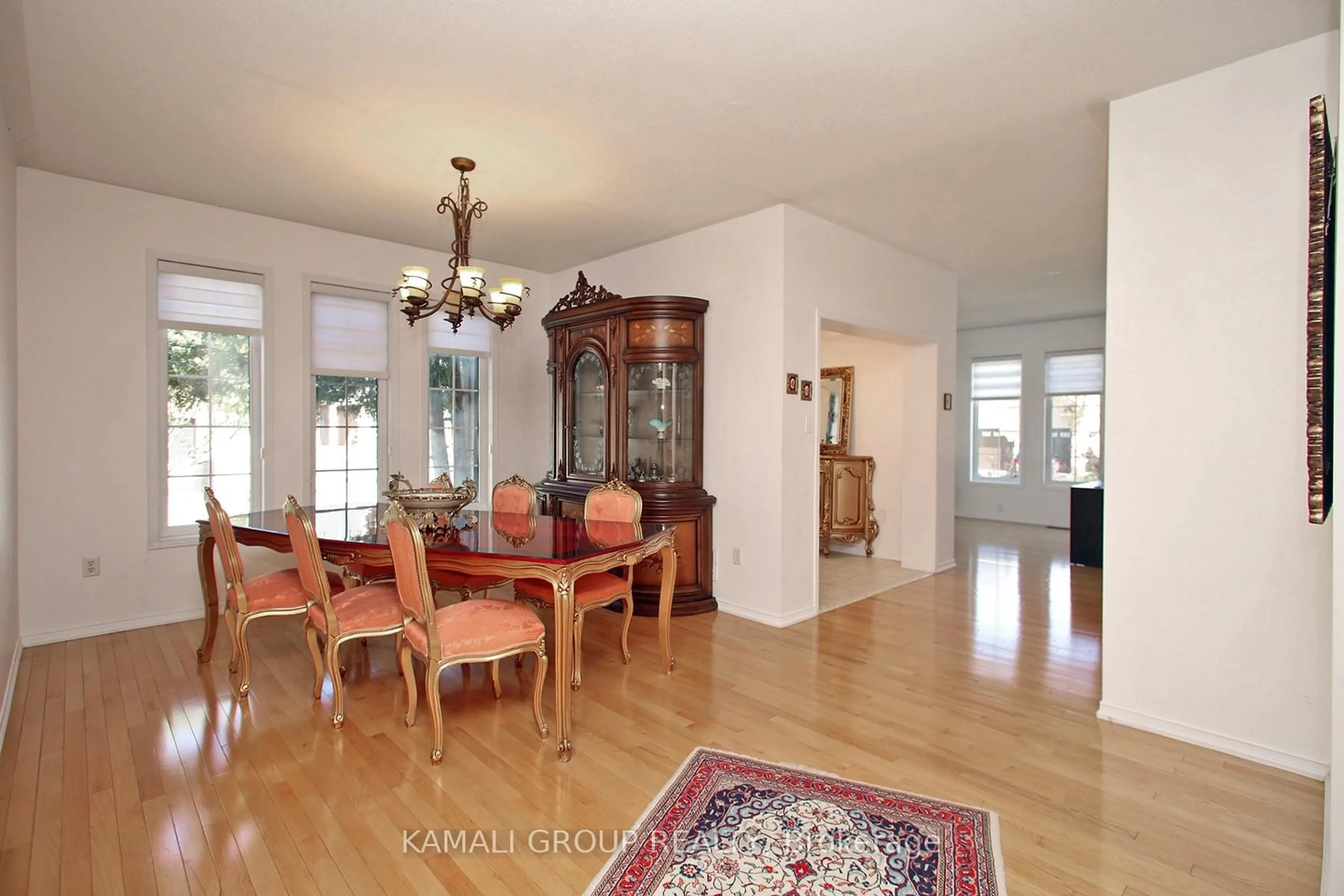 Dining room, unknown for 6 GLENIS Gate, Richmond Hill Ontario L4E 4C4