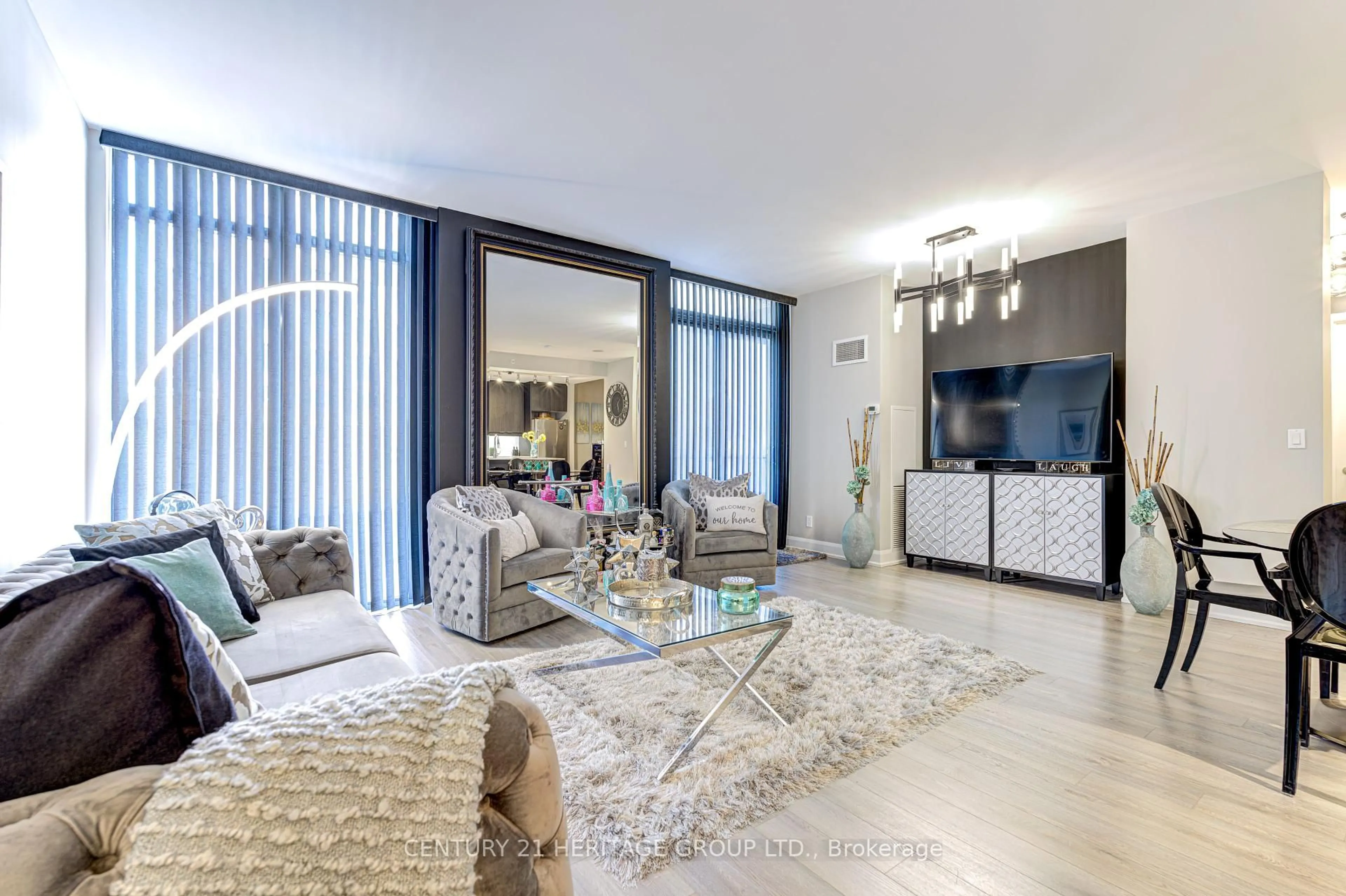 Living room with furniture, unknown for 2910 Highway 7 Rd #313, Vaughan Ontario L4K 0H8