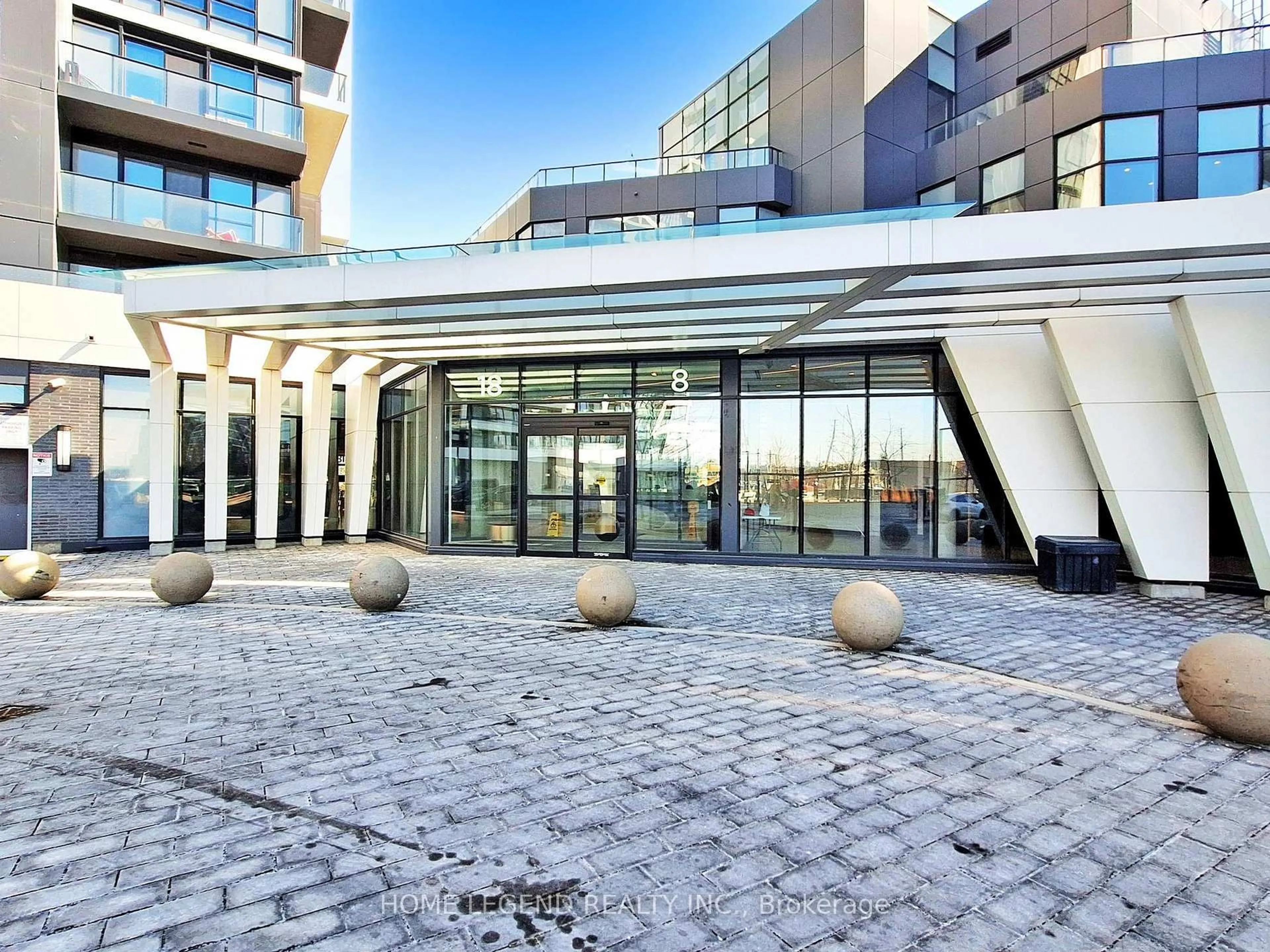 Indoor foyer for 8 Water Walk Dr #2610, Markham Ontario L3R 6L4
