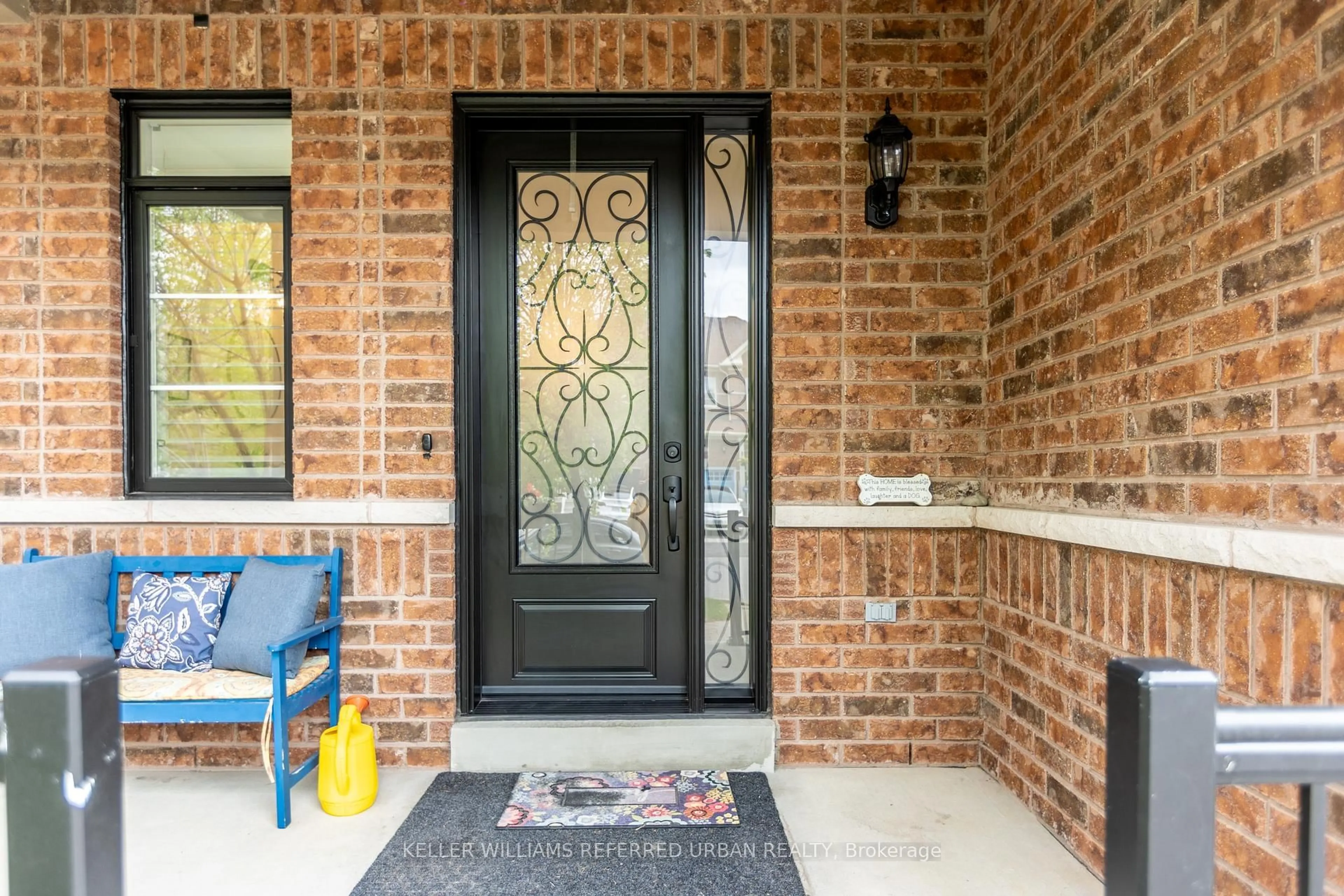 Indoor entryway for 23 Fitzroy Ave, Markham Ontario L6E 0J4