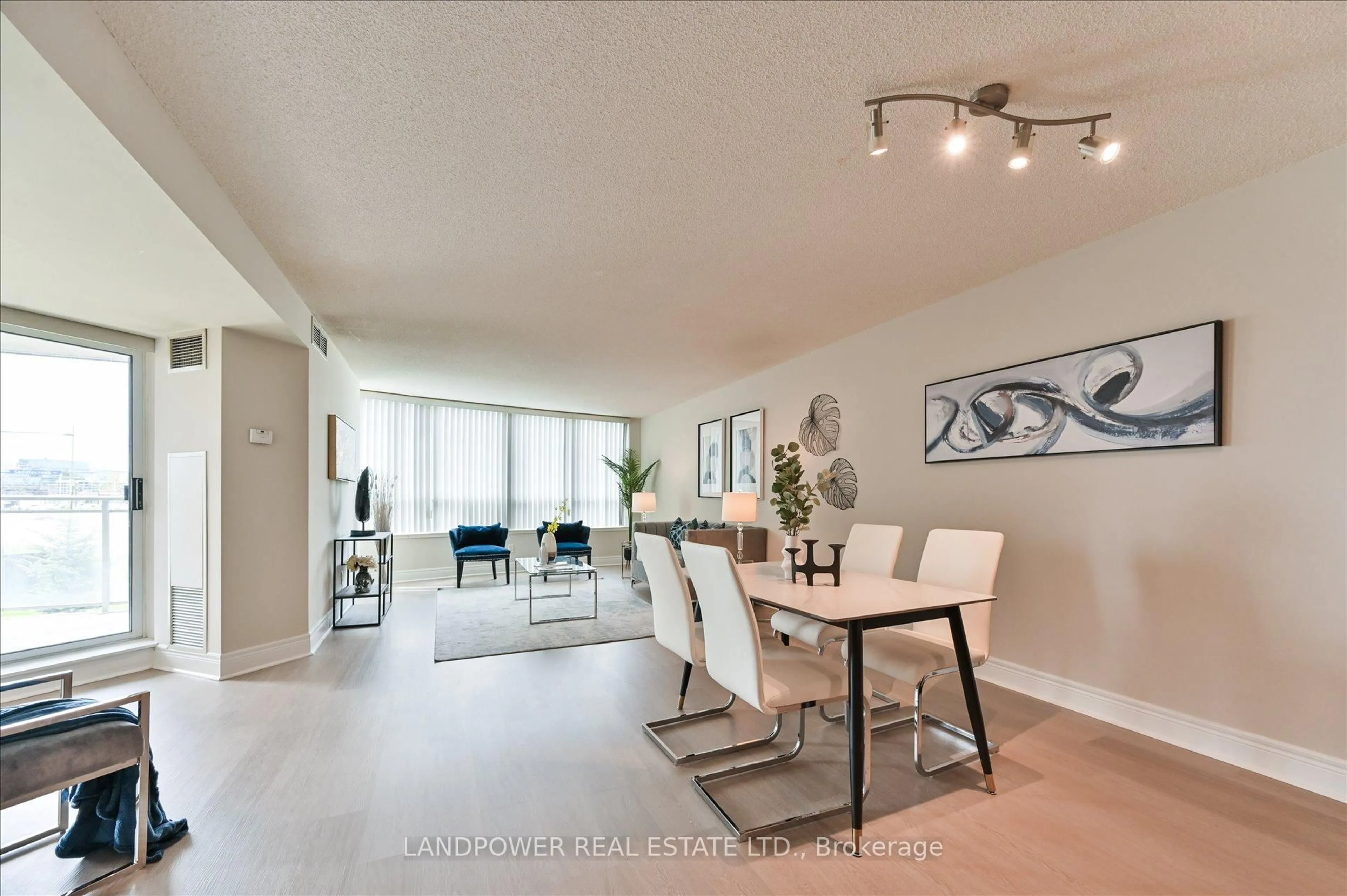 Unknown for 48 Suncrest Blvd #310, Markham Ontario L3T 7Y6