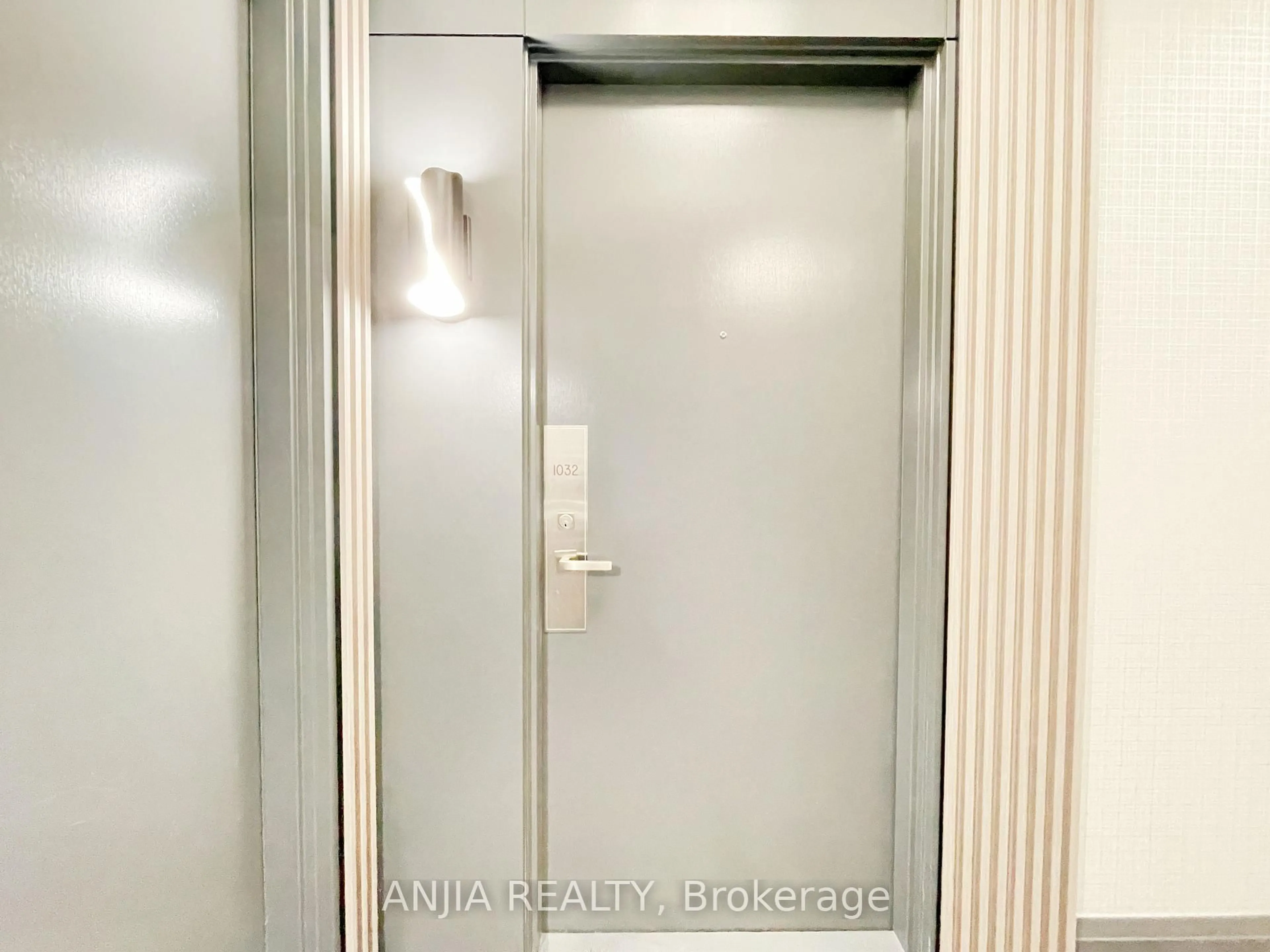 Unknown for 7161 Yonge St #1032, Markham Ontario L3T 0C8