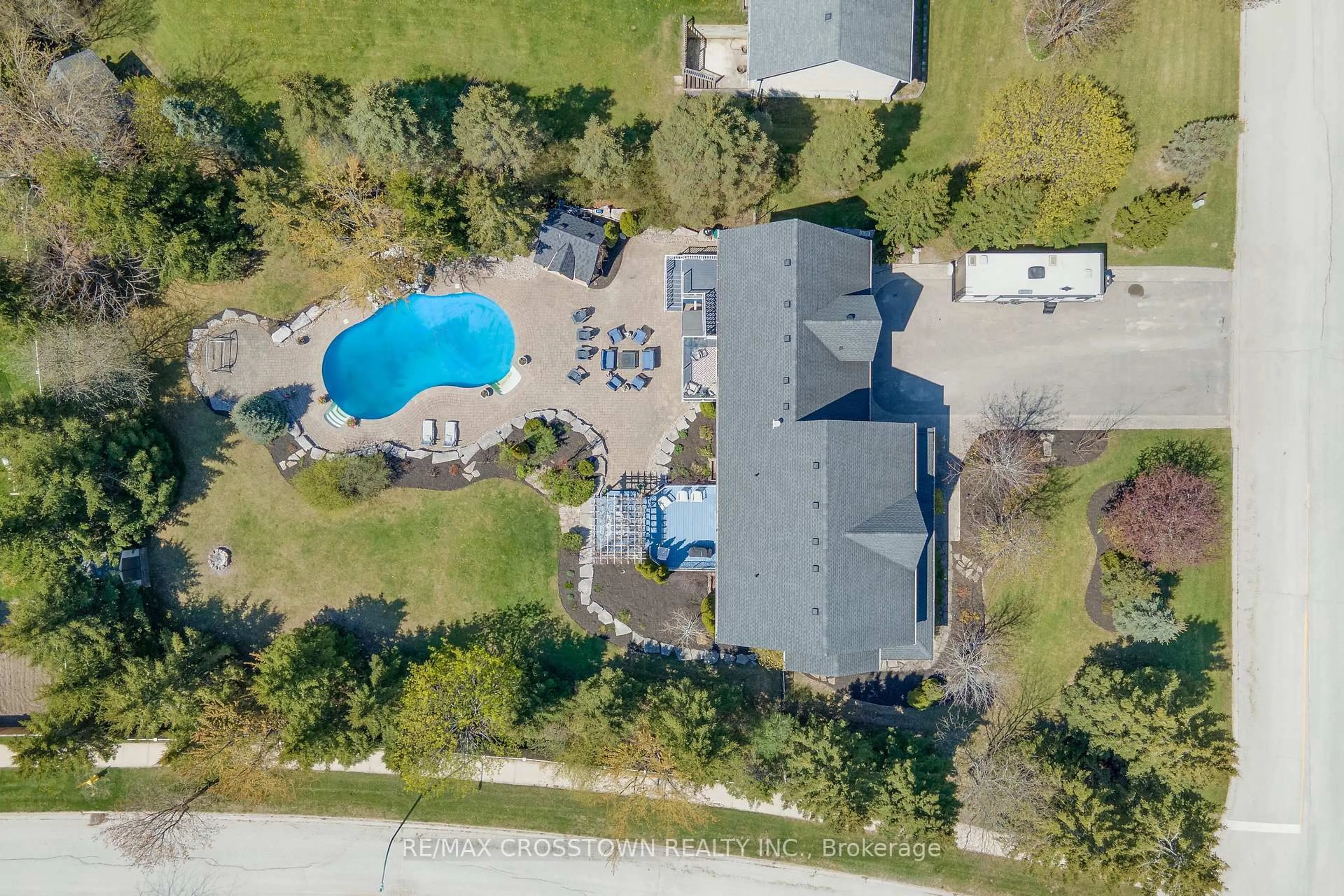 A pic from outside/outdoor area/front of a property/back of a property/a pic from drone, water/lake/river/ocean view for 2 Evergreen Lane, Essa Ontario L0L 2N0