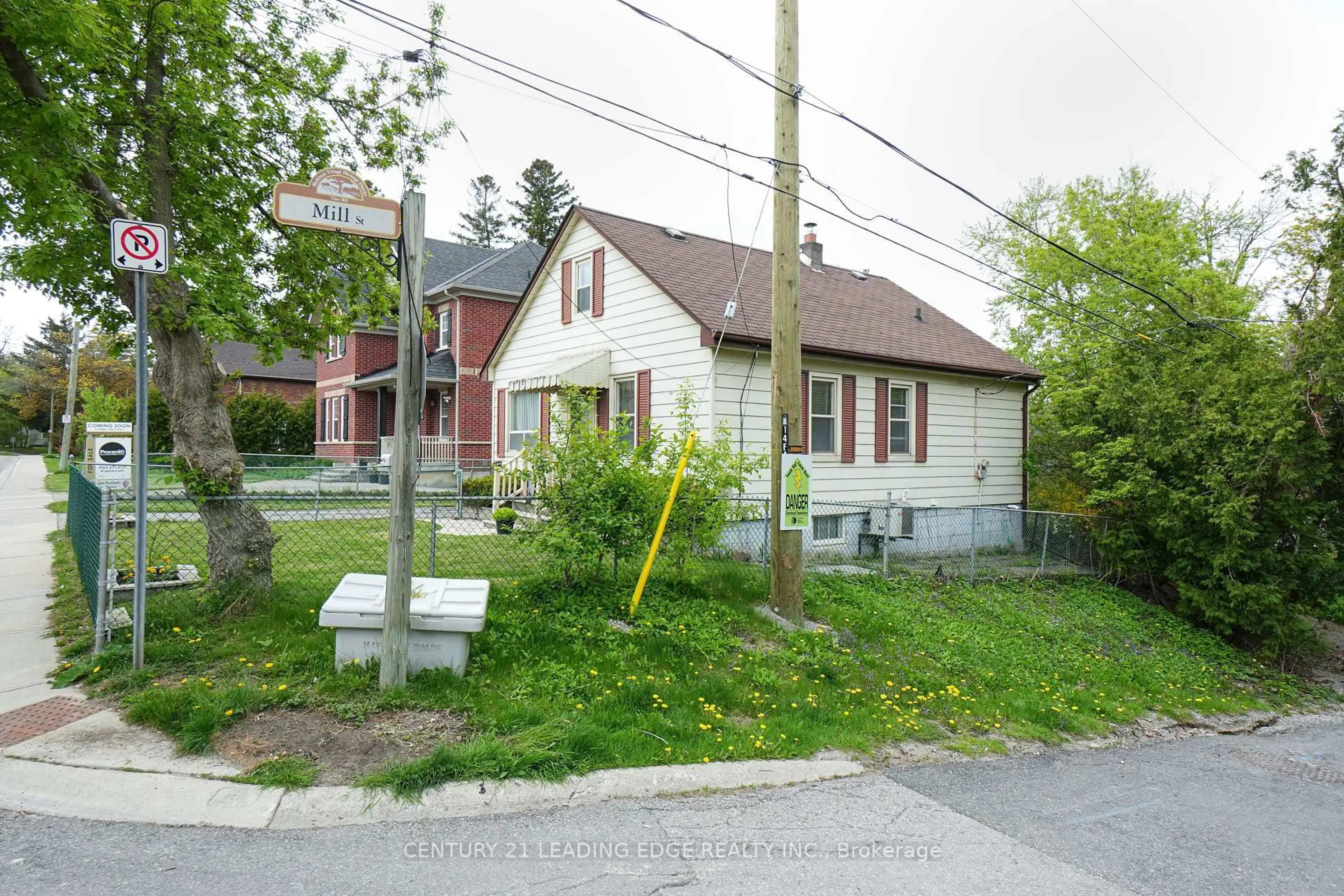 Unknown for 12 Rouge St, Markham Ontario L3P 1K6