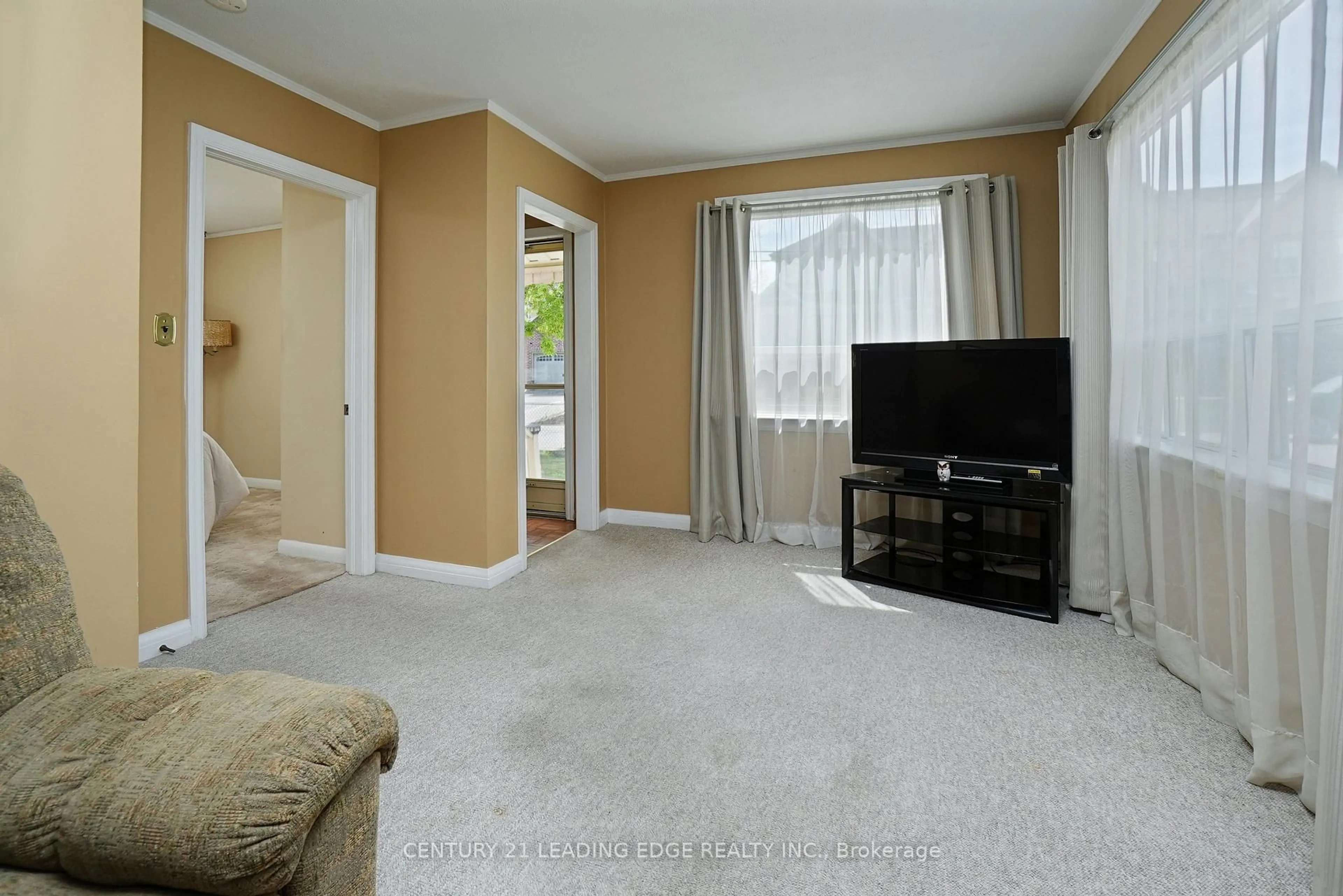 A pic of a room for 12 Rouge St, Markham Ontario L3P 1K6
