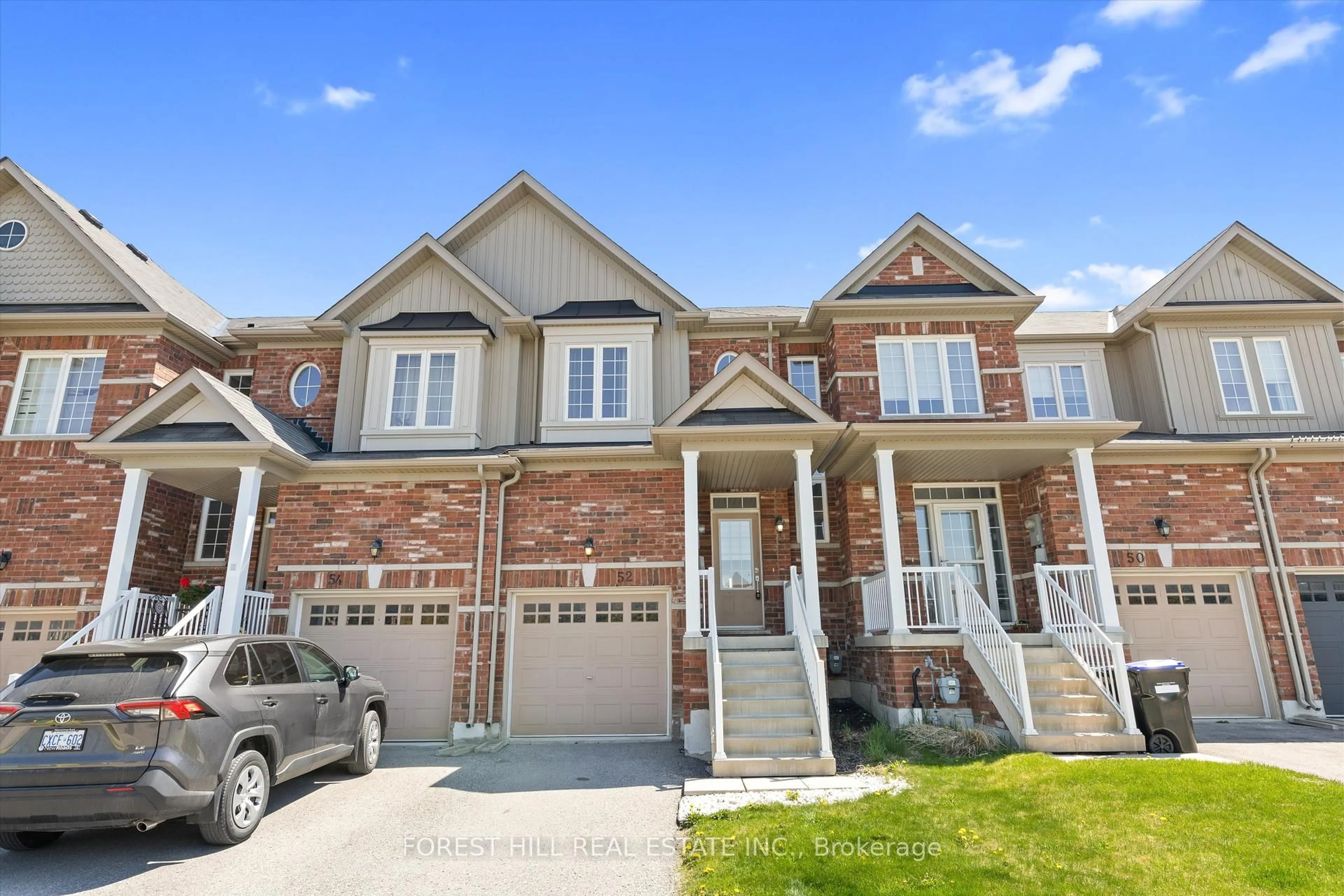 Home with brick exterior material, street for 52 Luisa St, Bradford West Gwillimbury Ontario L3Z 0P1