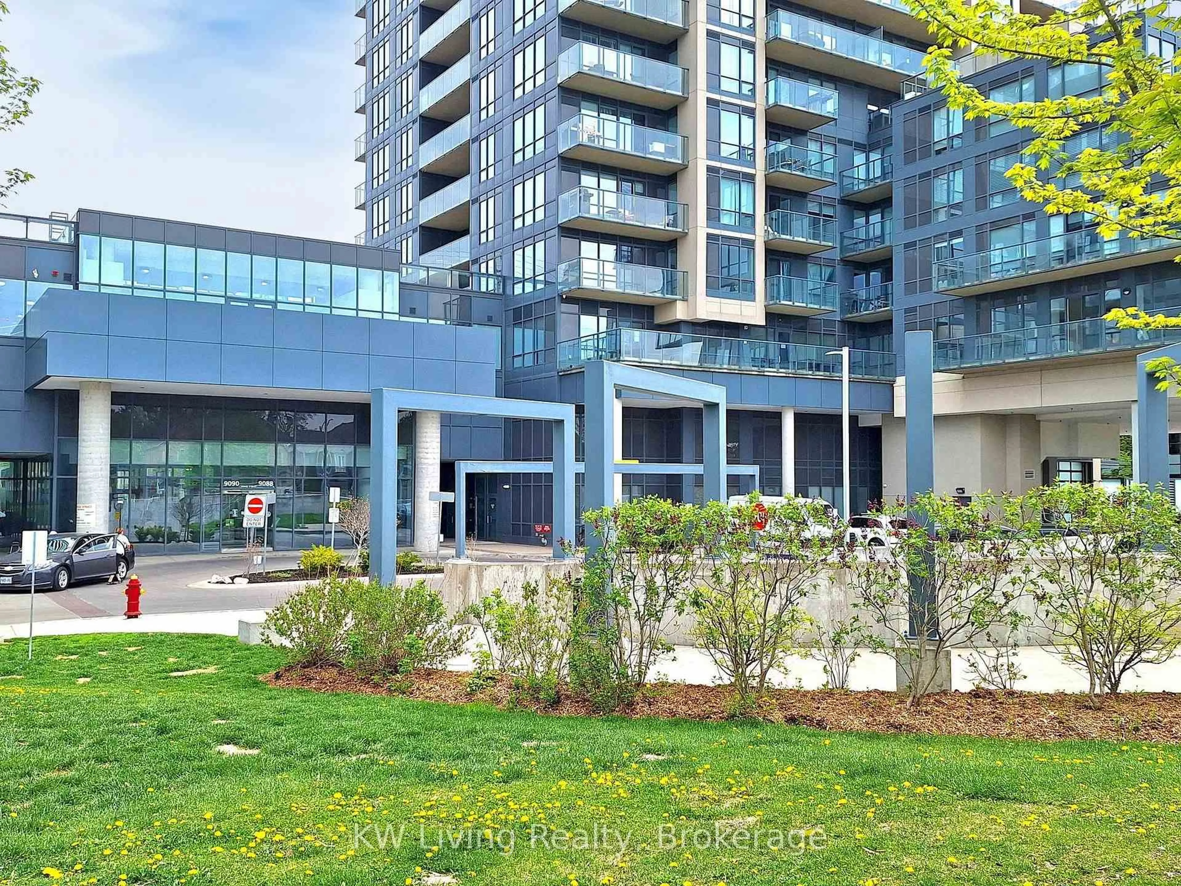 Indoor foyer for 9088 Yonge St #509A, Richmond Hill Ontario L4C 0Y6