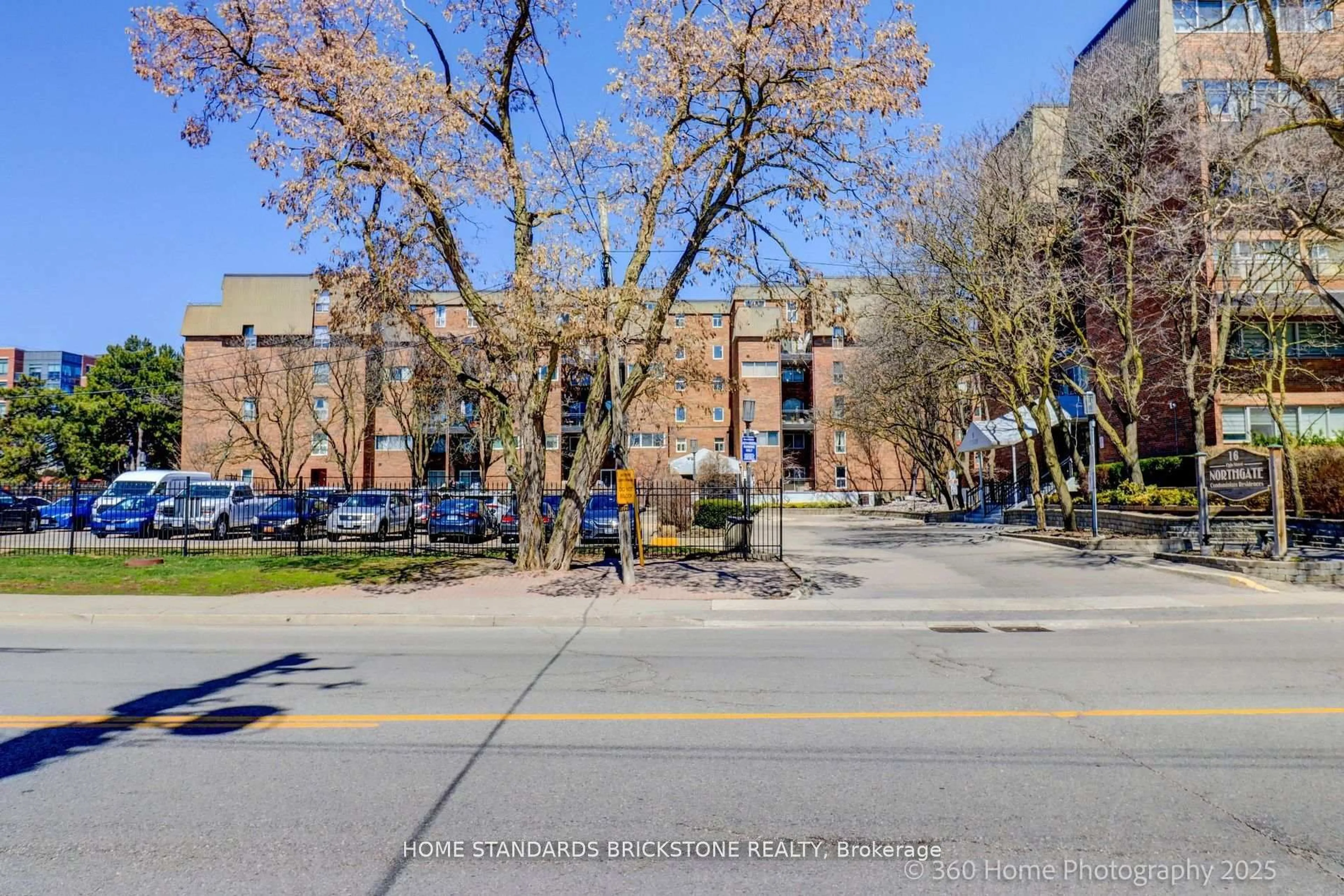 Unknown for 16 Elgin St #202, Markham Ontario L3T 4T4