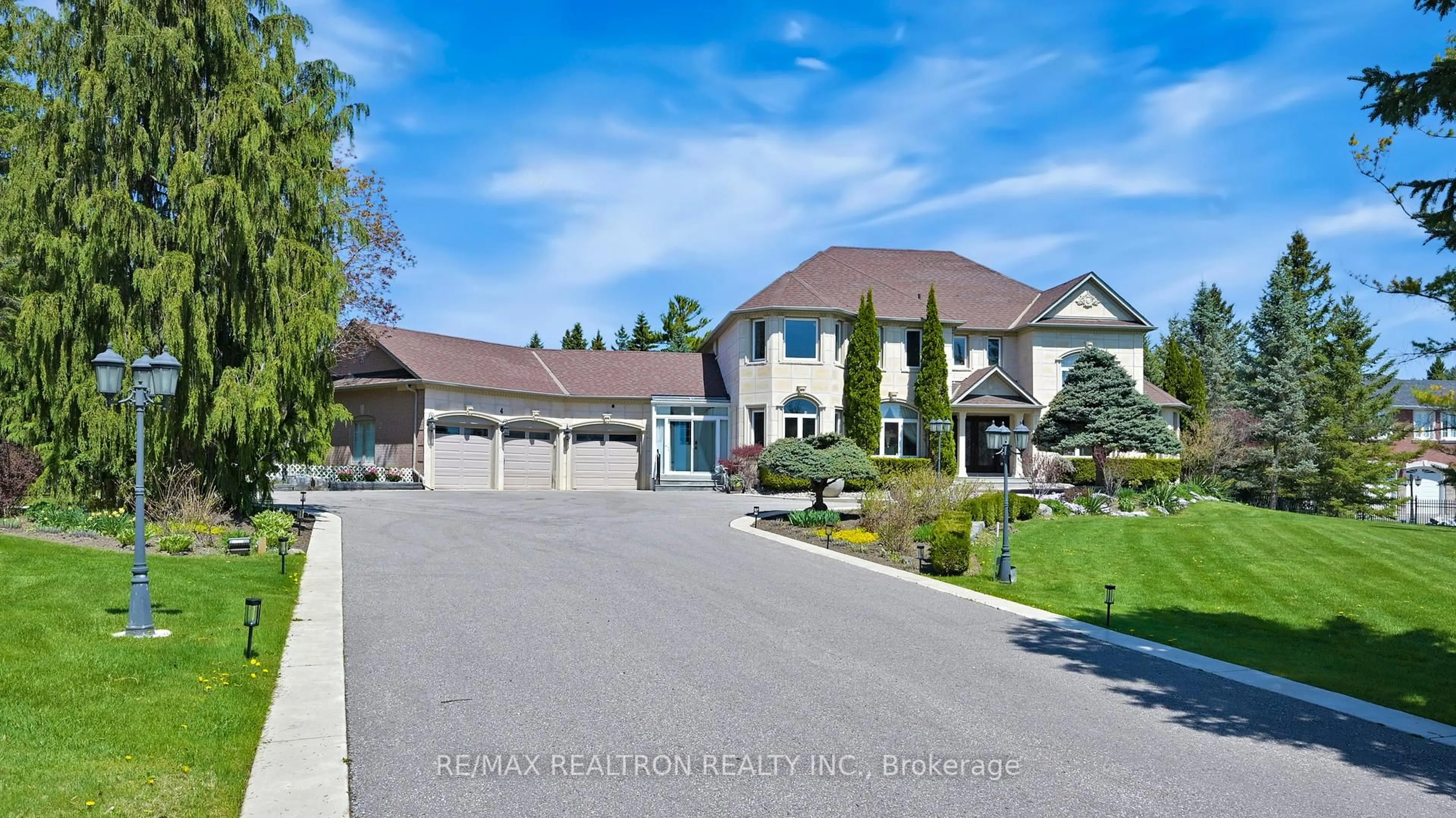 Unknown for 4 Summit Trail Dr, Richmond Hill Ontario L4E 3S7