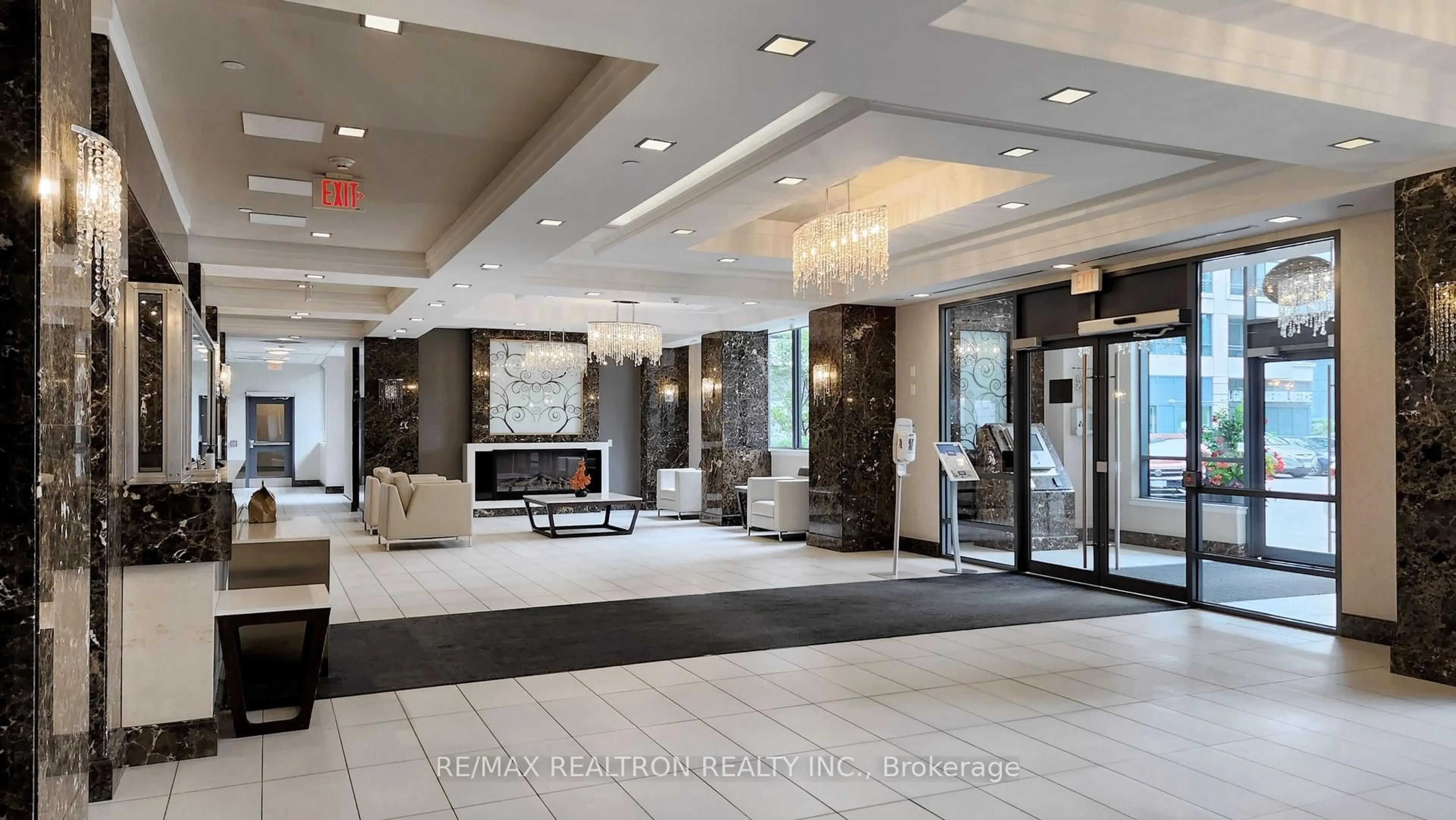 Lobby for 376 Highway 7 N/A #PH09, Richmond Hill Ontario L4B 0C7