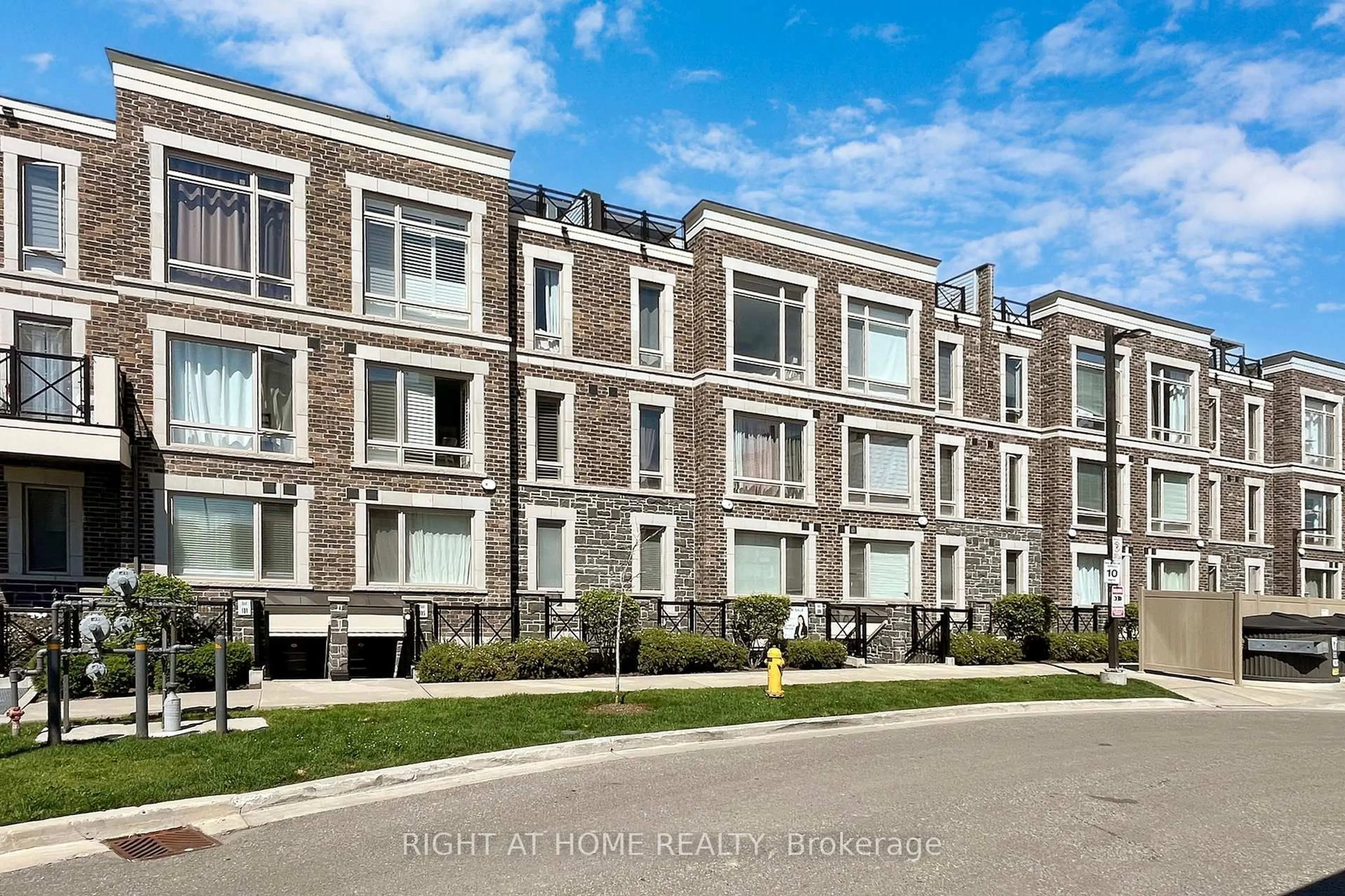 Unknown for 2 Dunsheath Way #129, Markham Ontario L6B 1N3