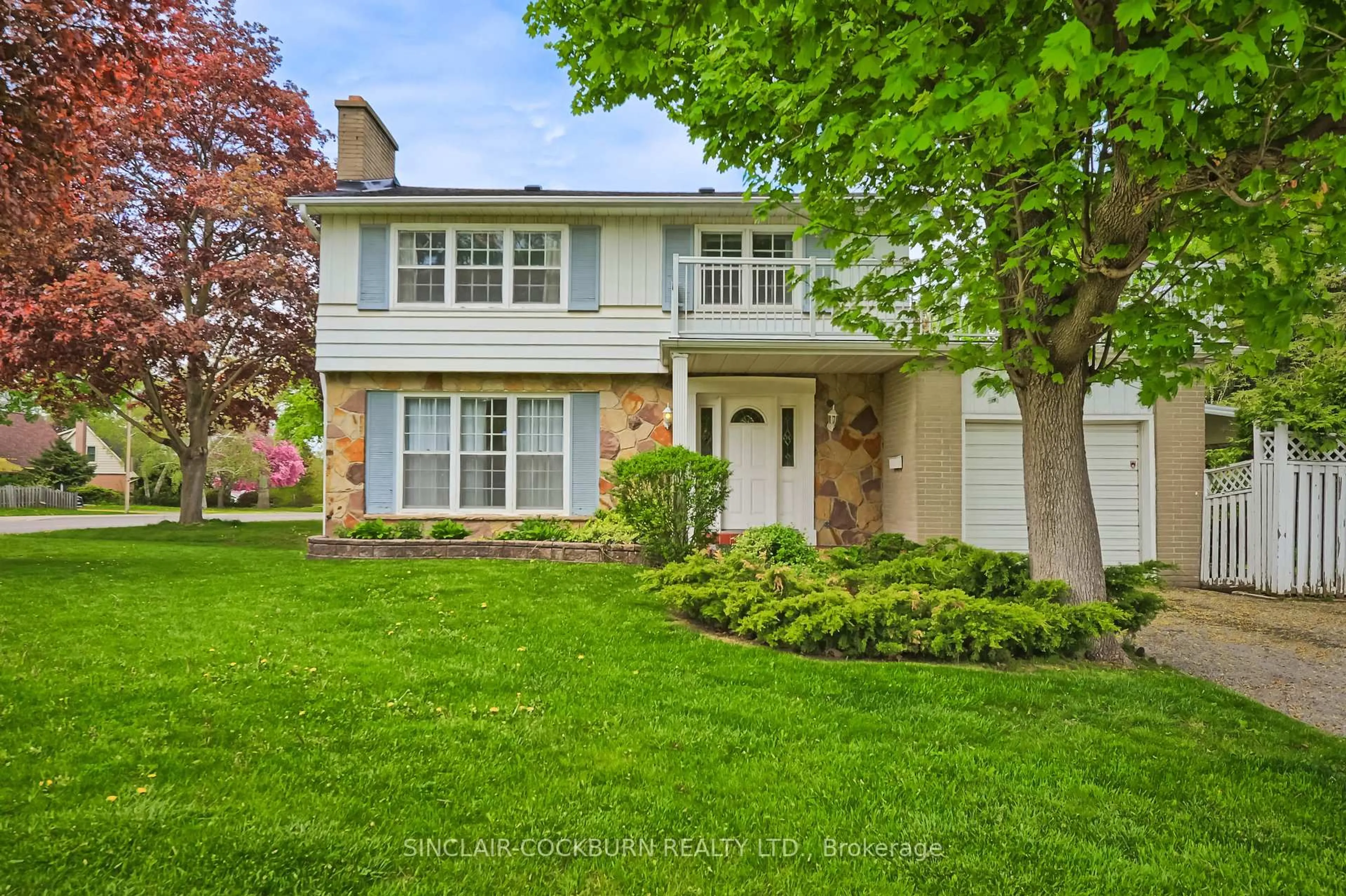 Home with vinyl exterior material, street for 148 Grandview Ave, Markham Ontario L3T 1H8