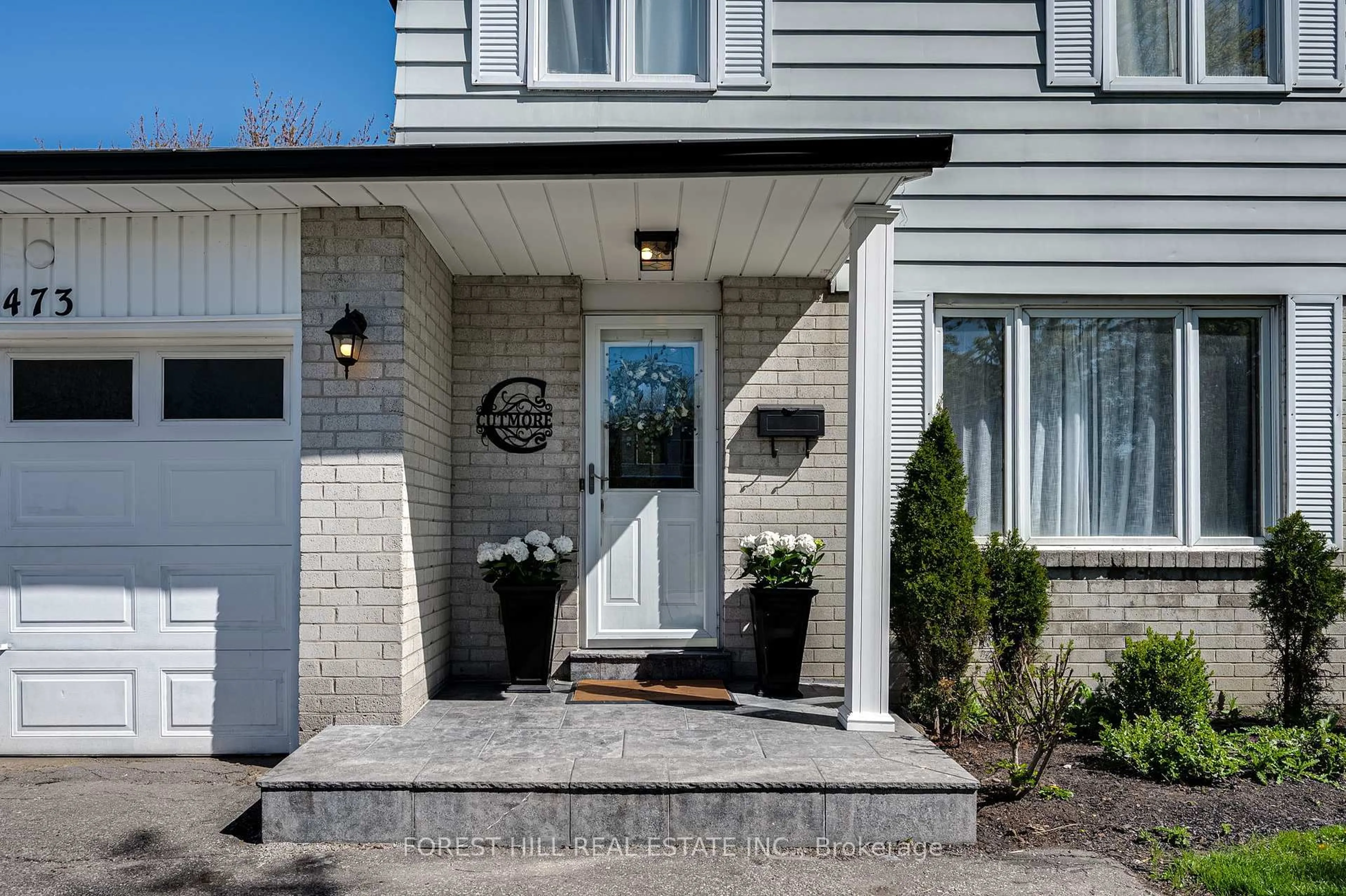 Home with brick exterior material, street for 473 Dixon Blvd, Newmarket Ontario L3Y 5C9