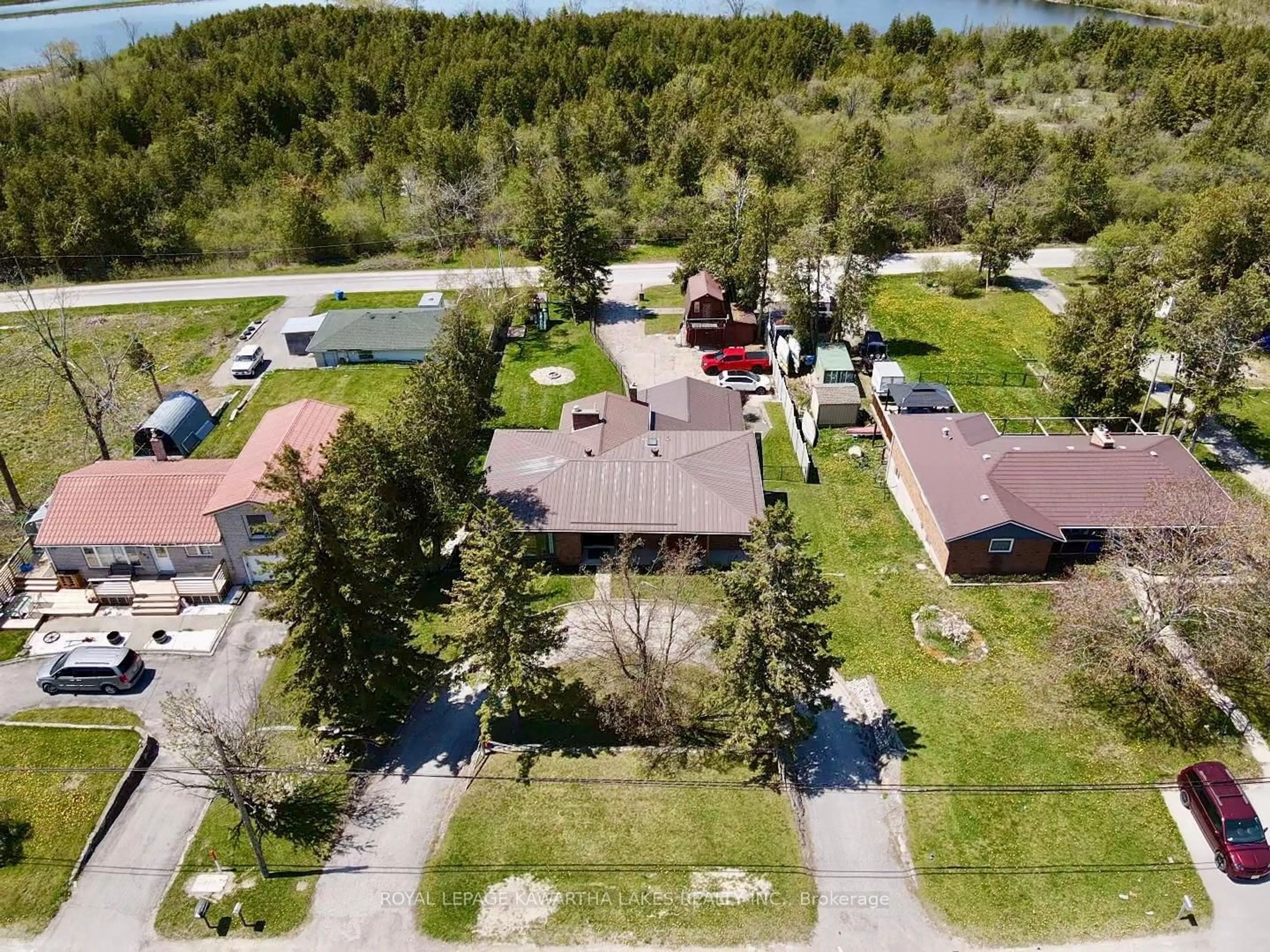 A pic from outside/outdoor area/front of a property/back of a property/a pic from drone, street for 674 Osborne St, Brock Ontario L0K 1A0