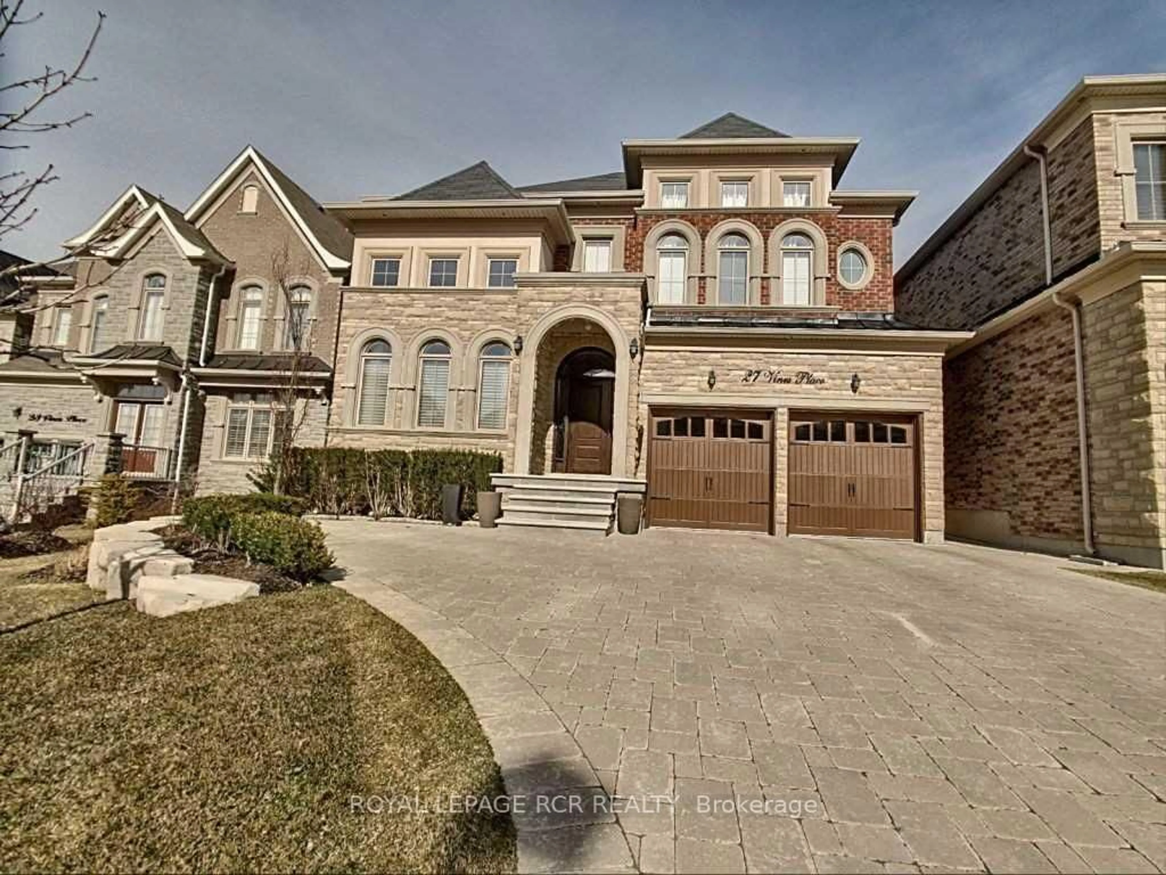 Home with brick exterior material, street for 27 Vines Pl, Aurora Ontario L4G 0K8