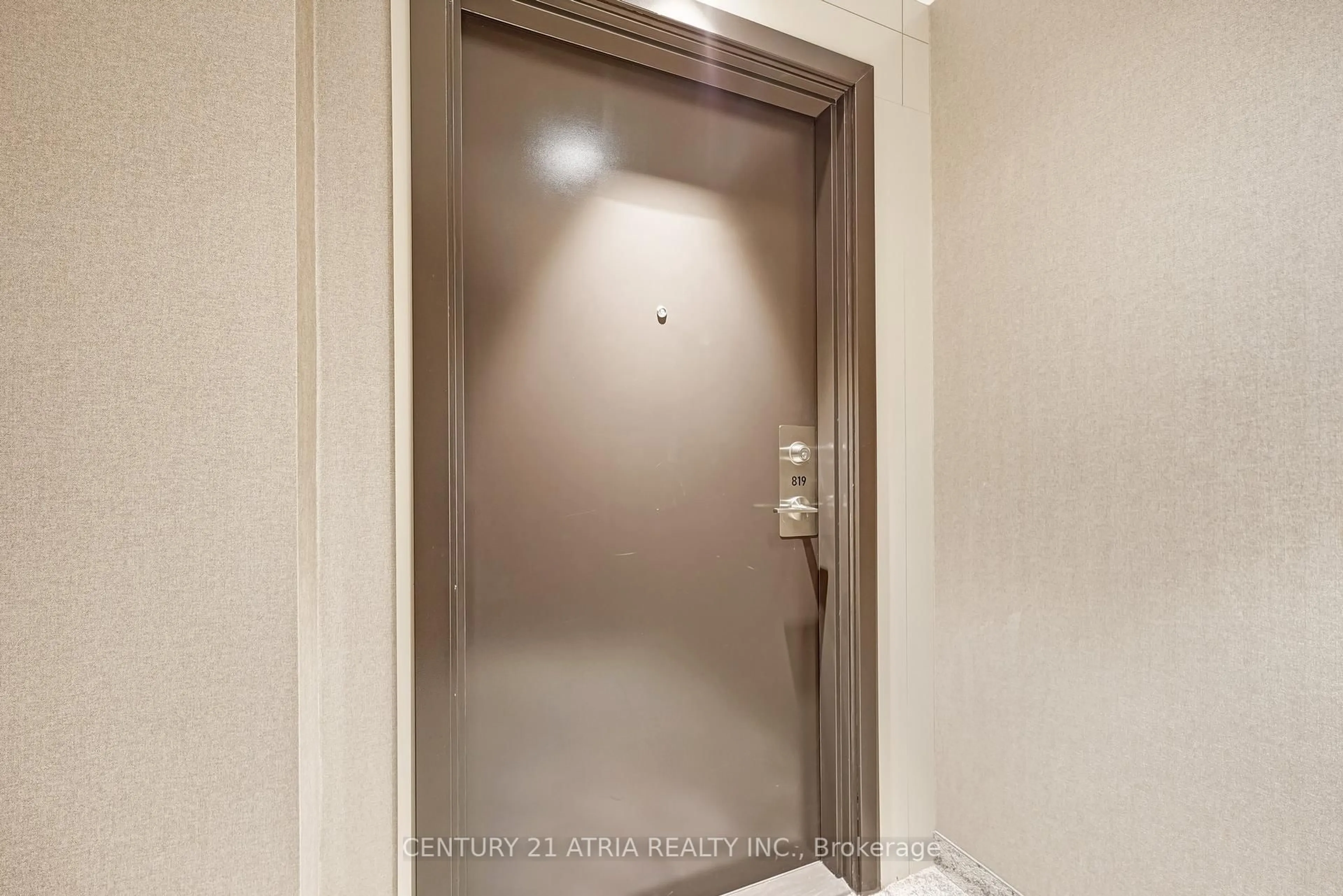 Unknown for 60 Honeycrisp Cres #819, Vaughan Ontario L4K 0N5