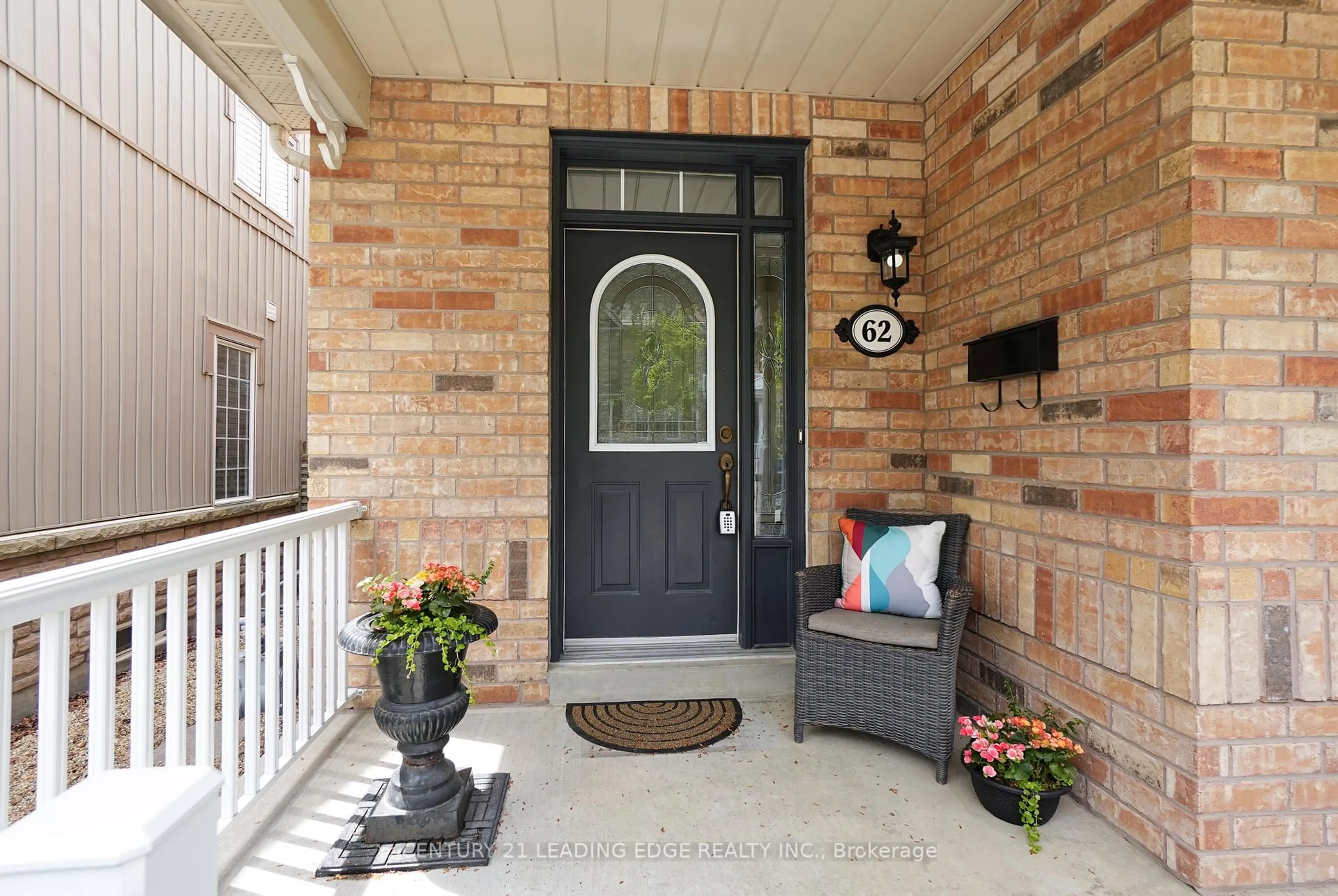 Indoor entryway for 62 Dancer's Dr, Markham Ontario L6C 2A8