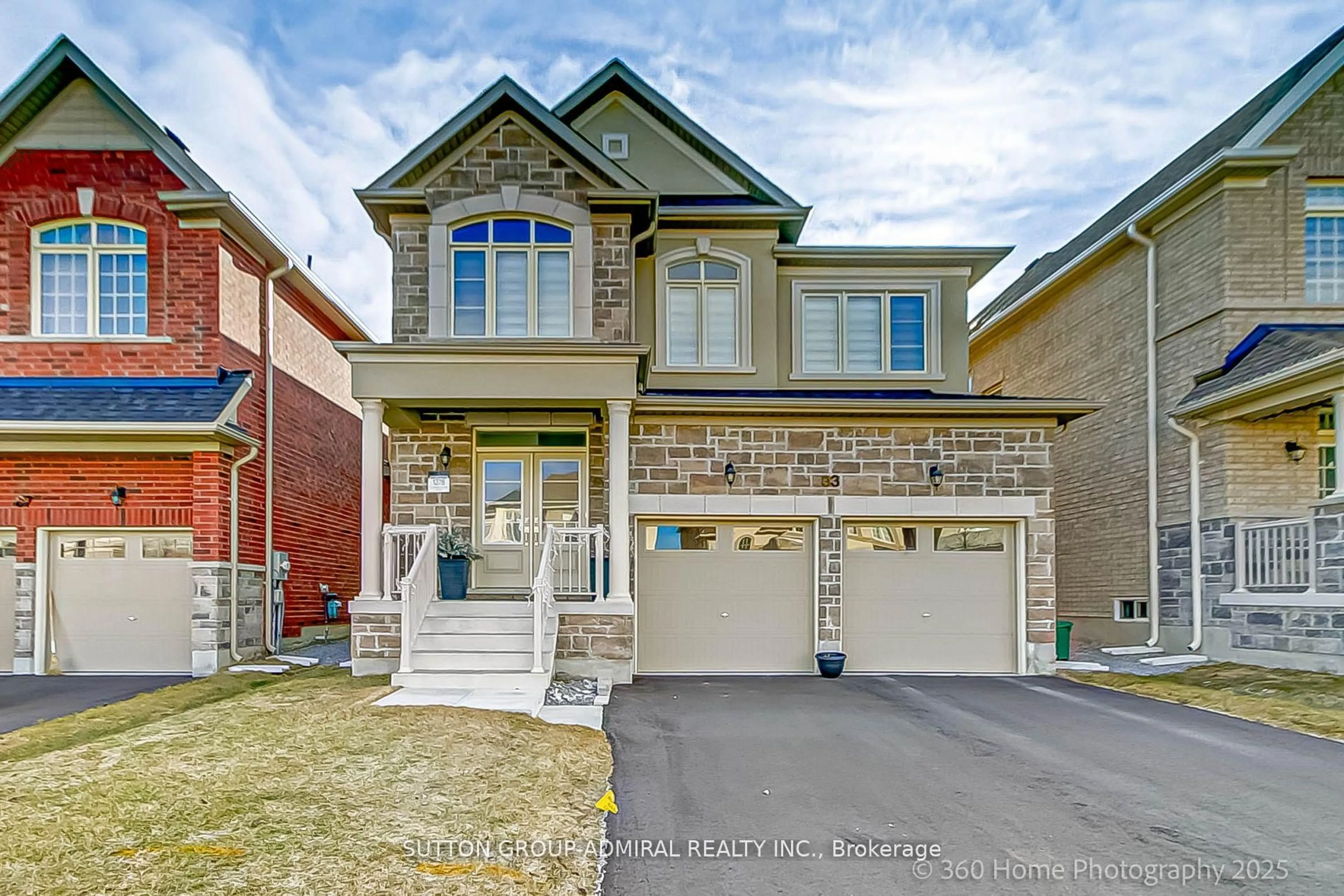 Home with brick exterior material, street for 83 Carriage Shop Bend, East Gwillimbury Ontario L9N 0Y2