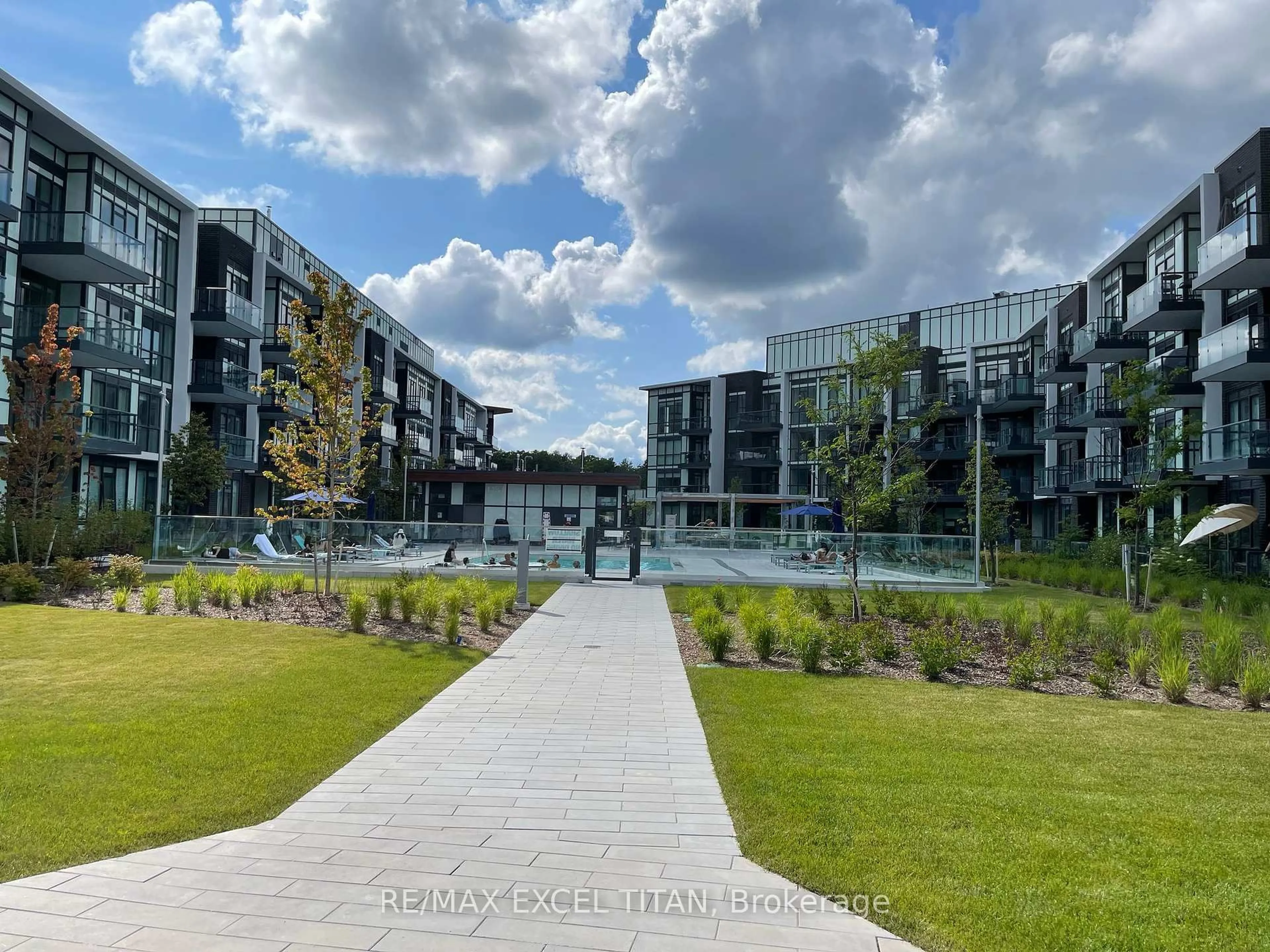 A pic from outside/outdoor area/front of a property/back of a property/a pic from drone, water/lake/river/ocean view for 415 Sea Ray Ave #140, Innisfil Ontario L9S 0R5