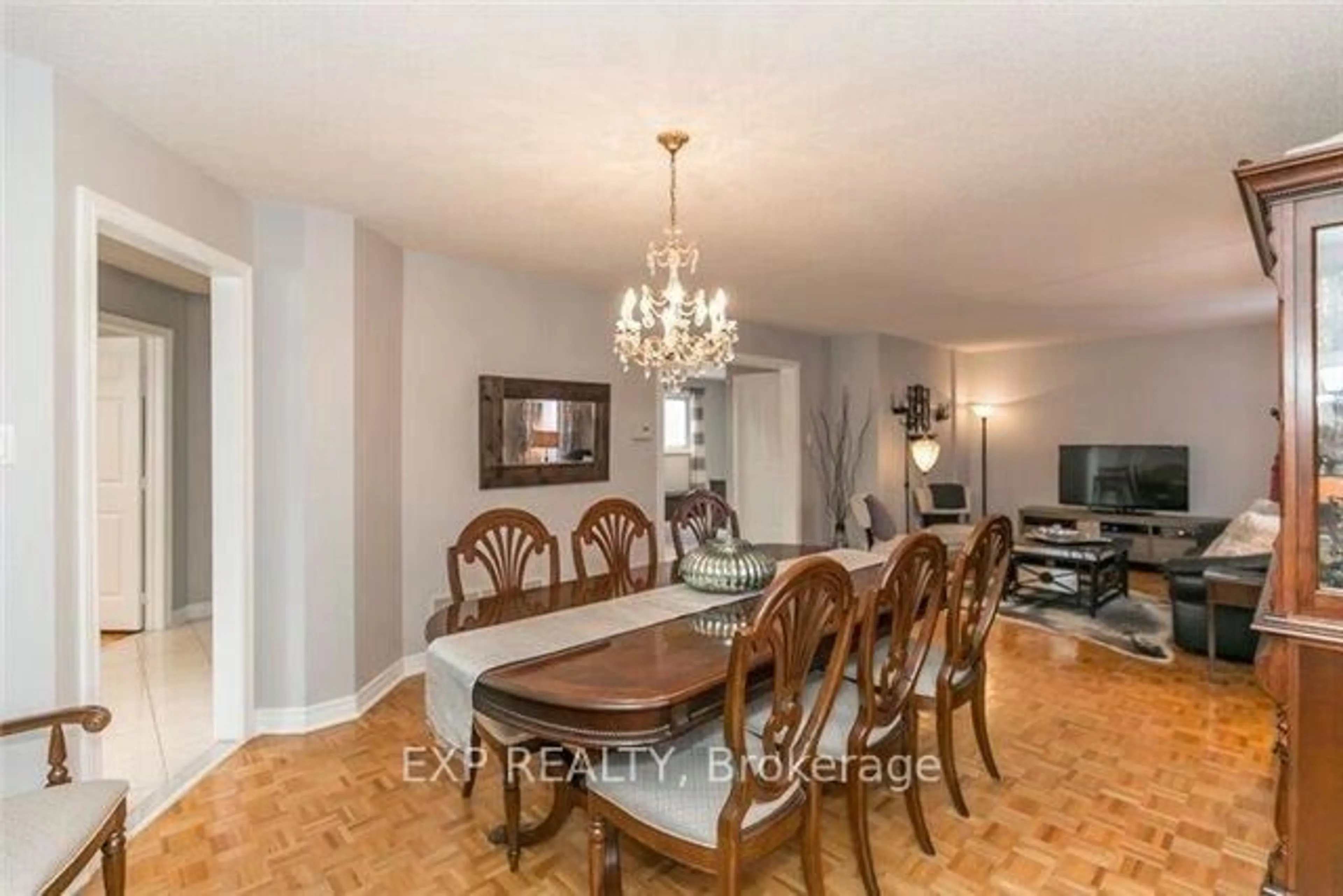 Dining room, unknown for 32 Aristotle Dr, Richmond Hill Ontario L4S 1J7