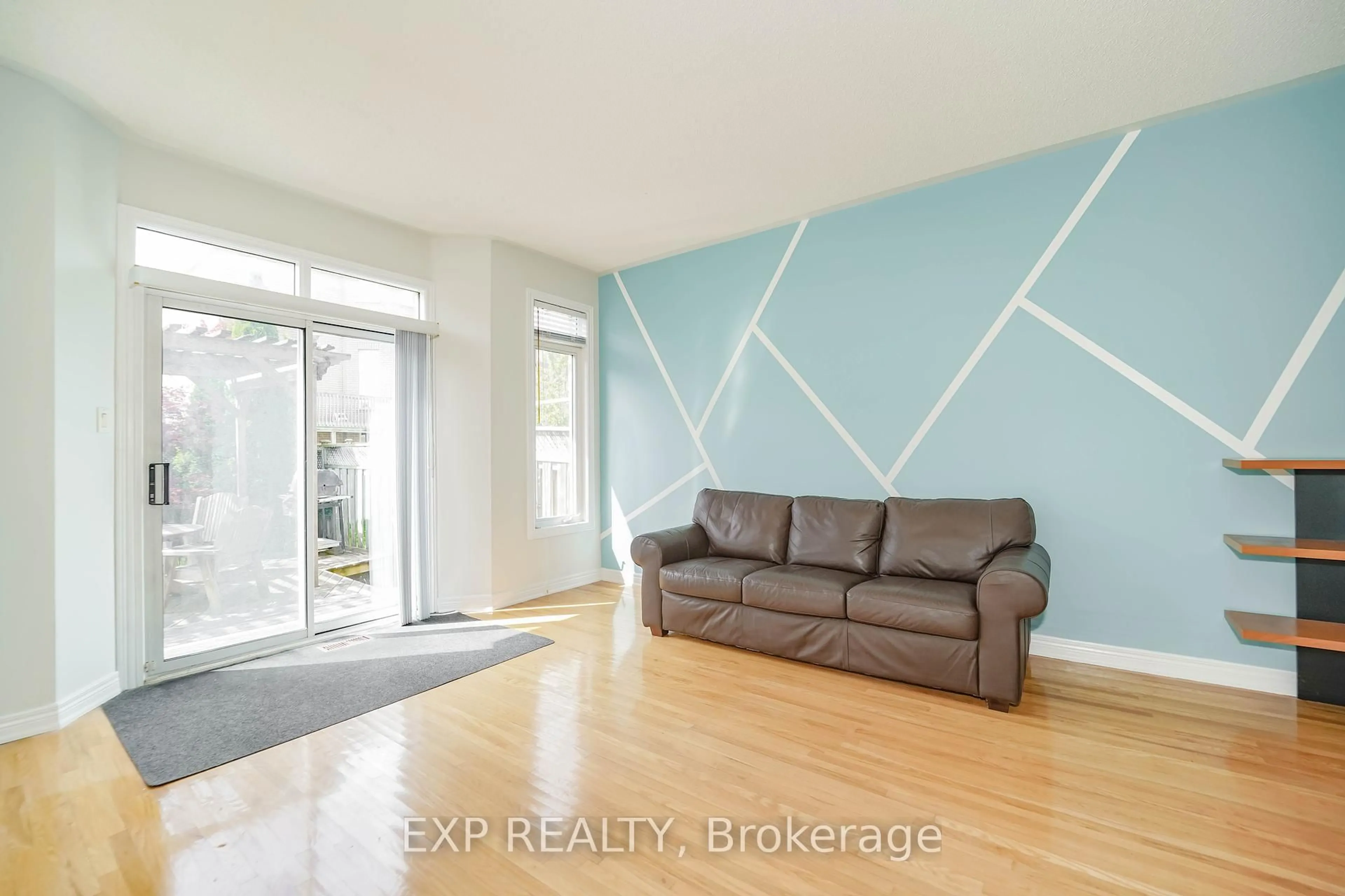 A pic of a room for 77 Angelica Ave, Richmond Hill Ontario L4S 2C9