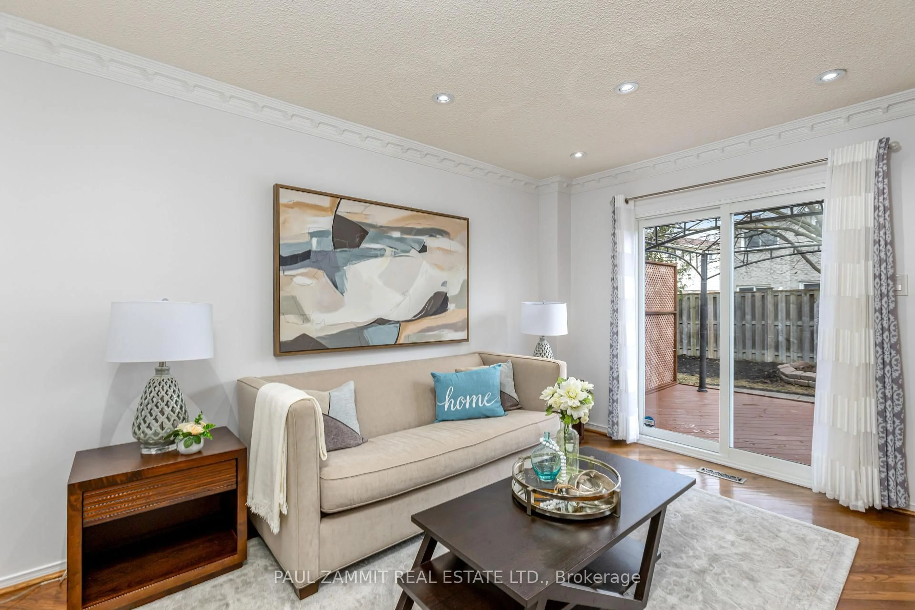 Living room with furniture, unknown for 24 Constellation Cres, Richmond Hill Ontario L4C 8J6