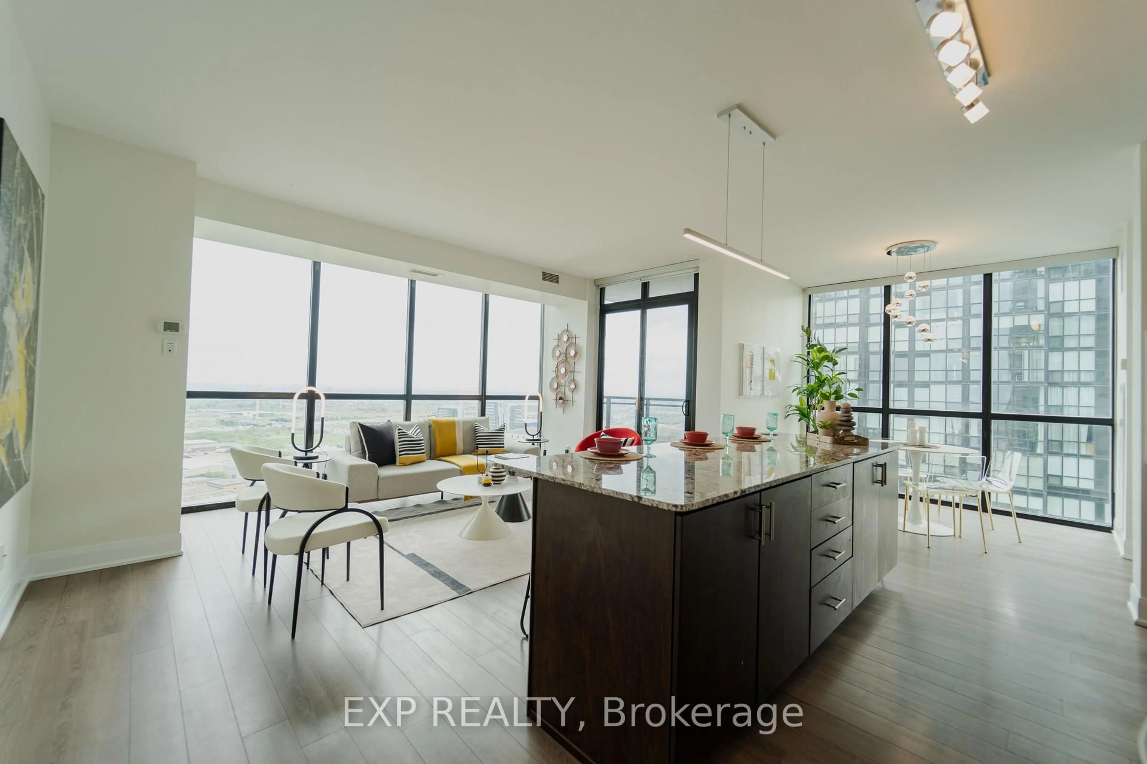 Open concept kitchen, unknown for 2900 Highway 7 Rd #2803, Vaughan Ontario L4K 0G3
