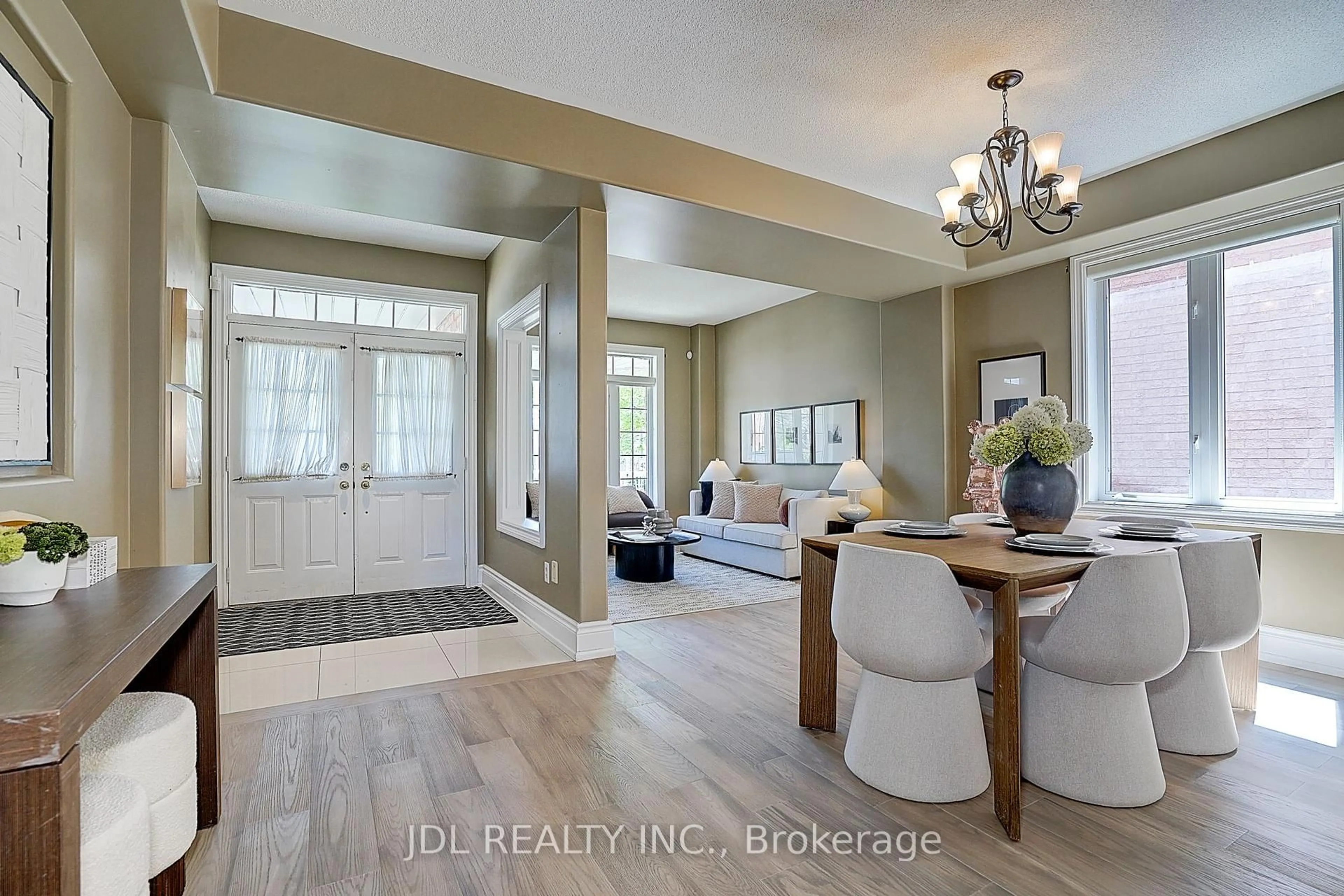 Indoor entryway for 28 Emery Hill Blvd, Markham Ontario L6C 2W7