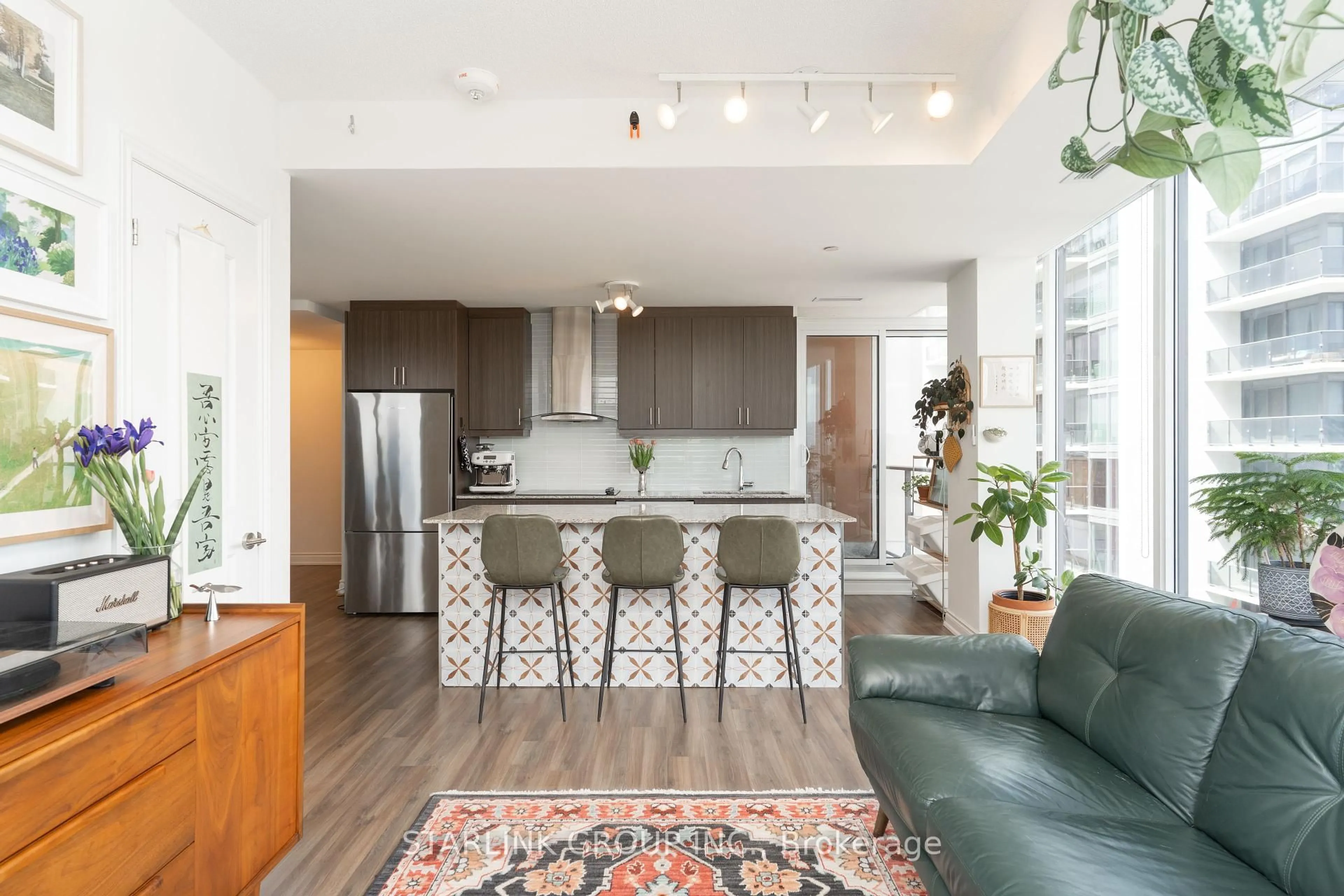 Open concept kitchen, unknown for 9618 Yonge St #1106, Richmond Hill Ontario L4C 0X5