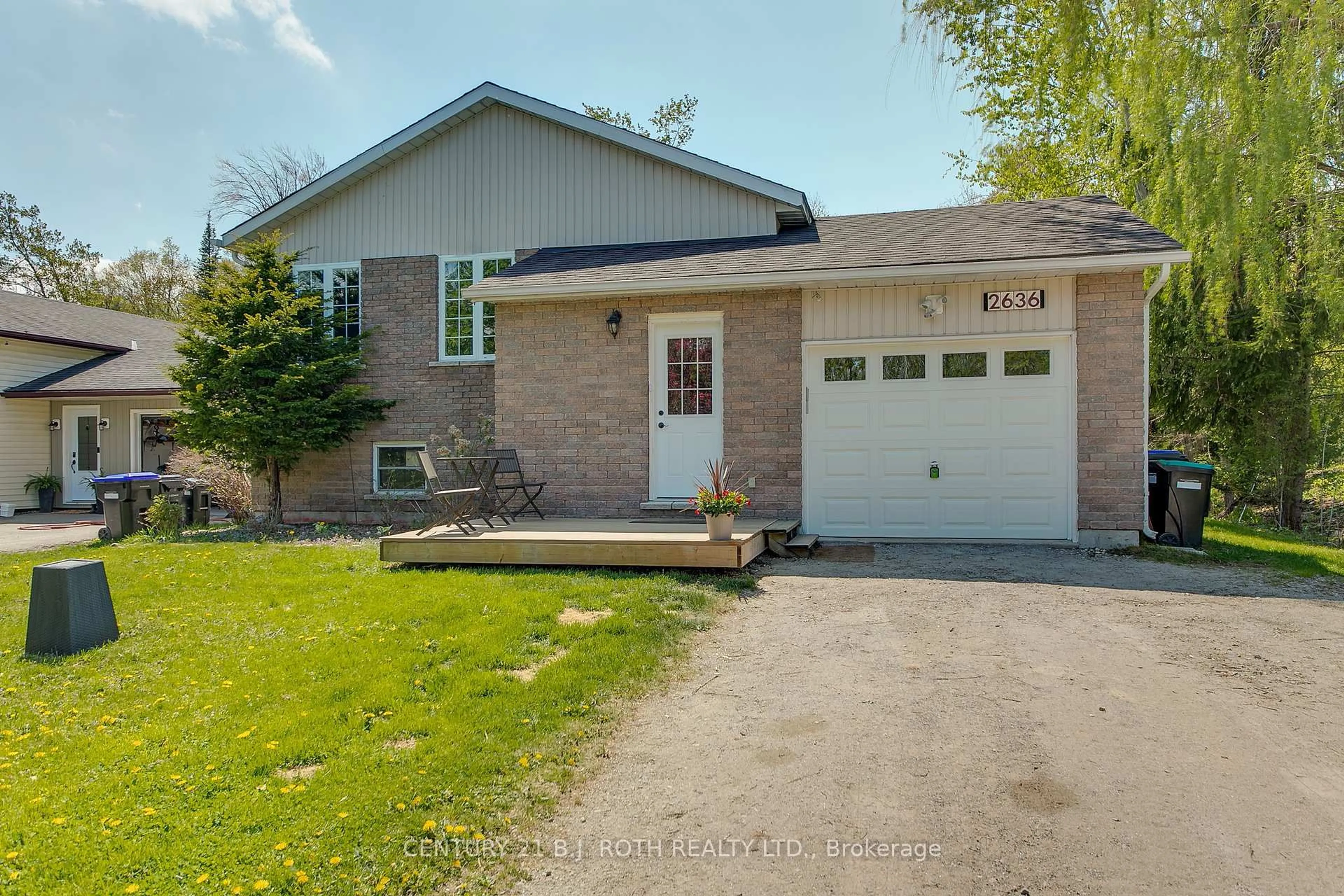 Home with brick exterior material, street for 2636 WILSON Pl, Innisfil Ontario L9S 3V2