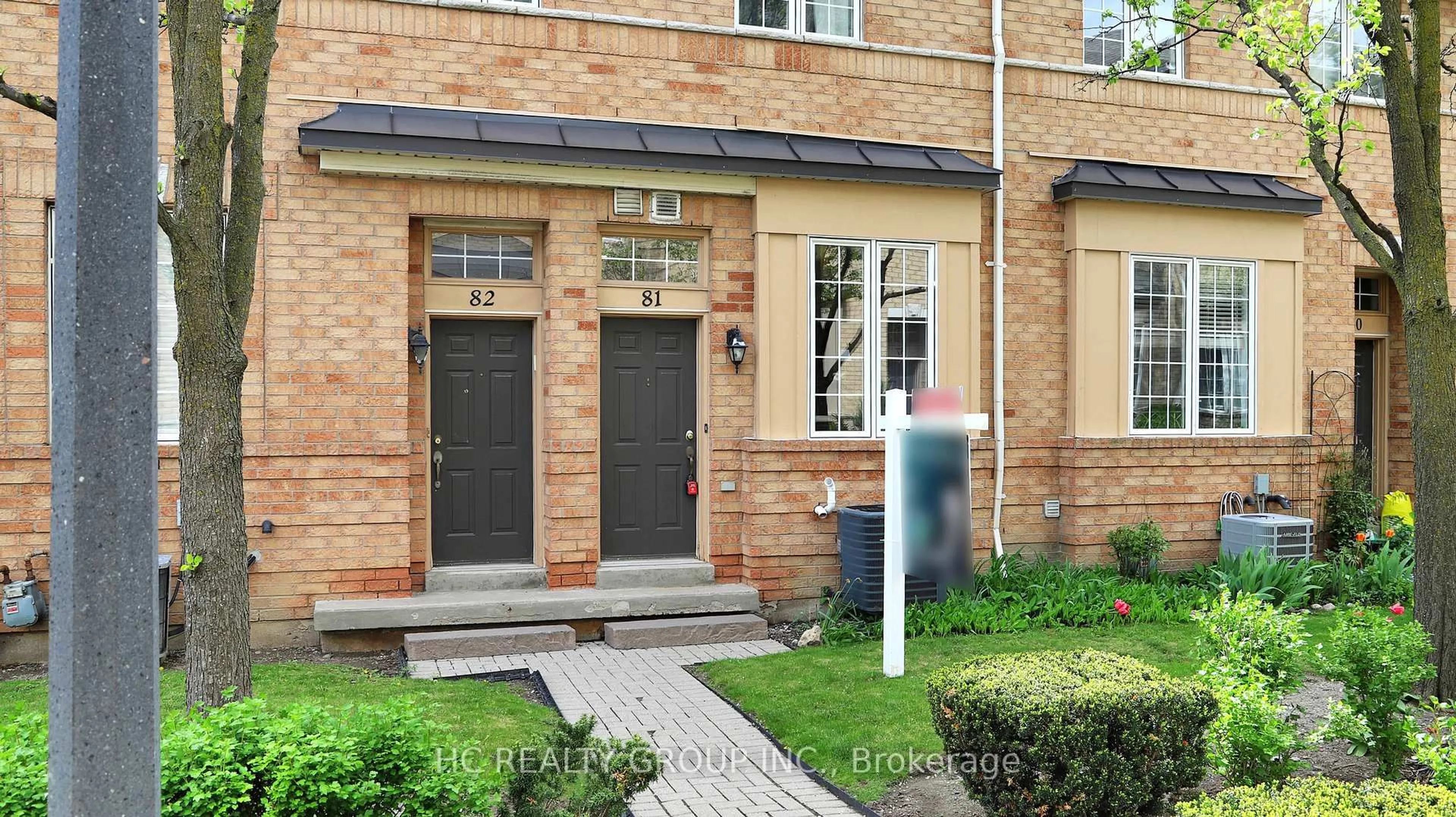 Home with brick exterior material, street for 23 Observatory Lane #81, Richmond Hill Ontario L4C 0M7