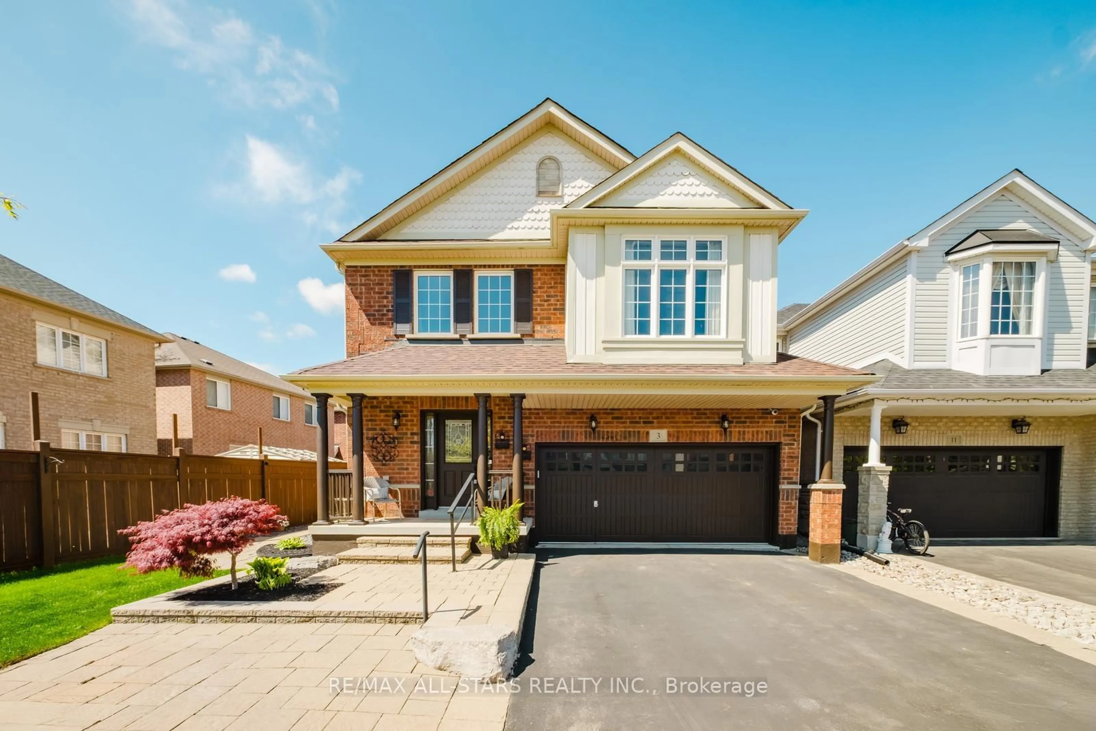 Home with brick exterior material, street for 3 Richard Coulson Cres, Whitchurch-Stouffville Ontario L4A 0G7