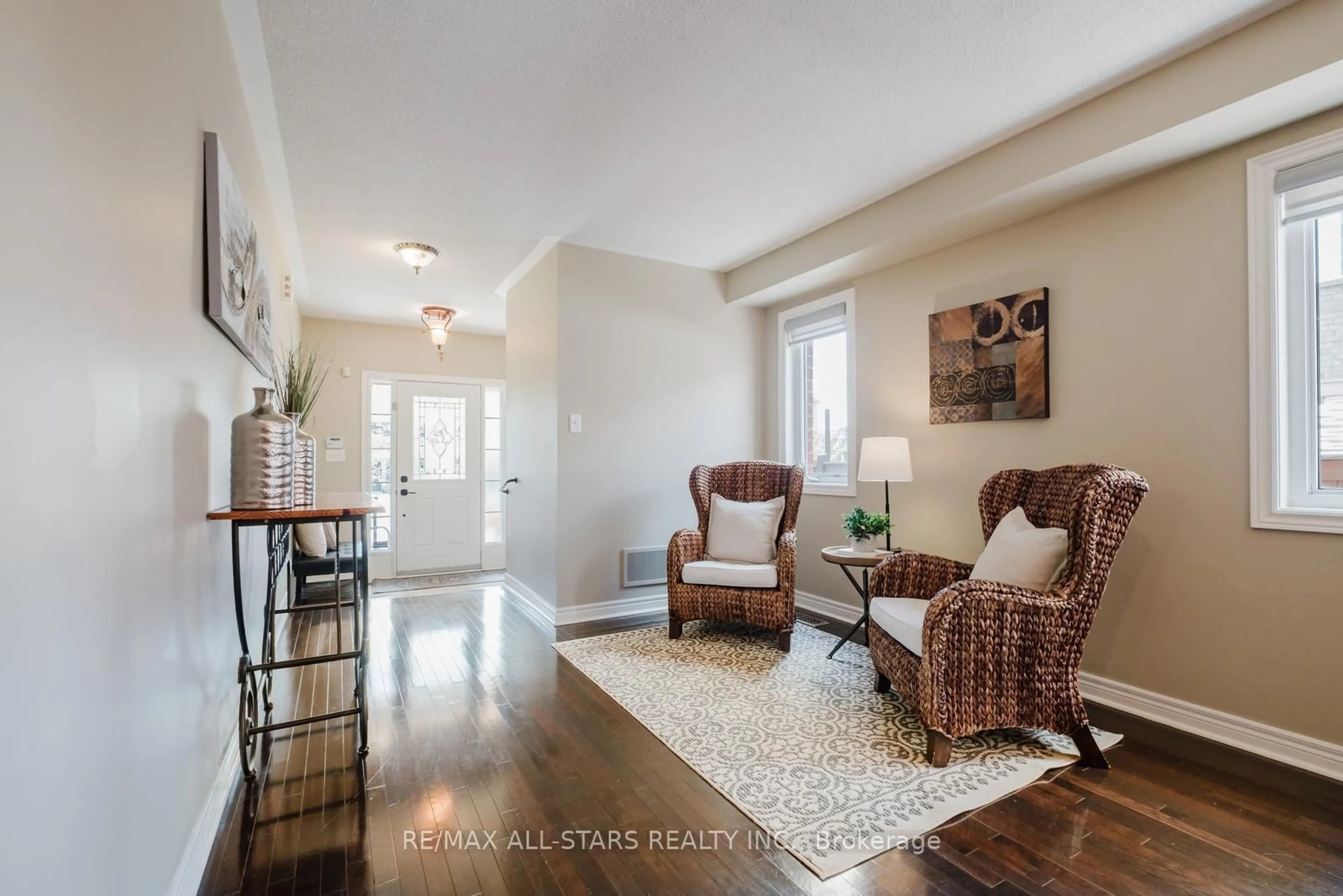 Unknown for 3 Richard Coulson Cres, Whitchurch-Stouffville Ontario L4A 0G7