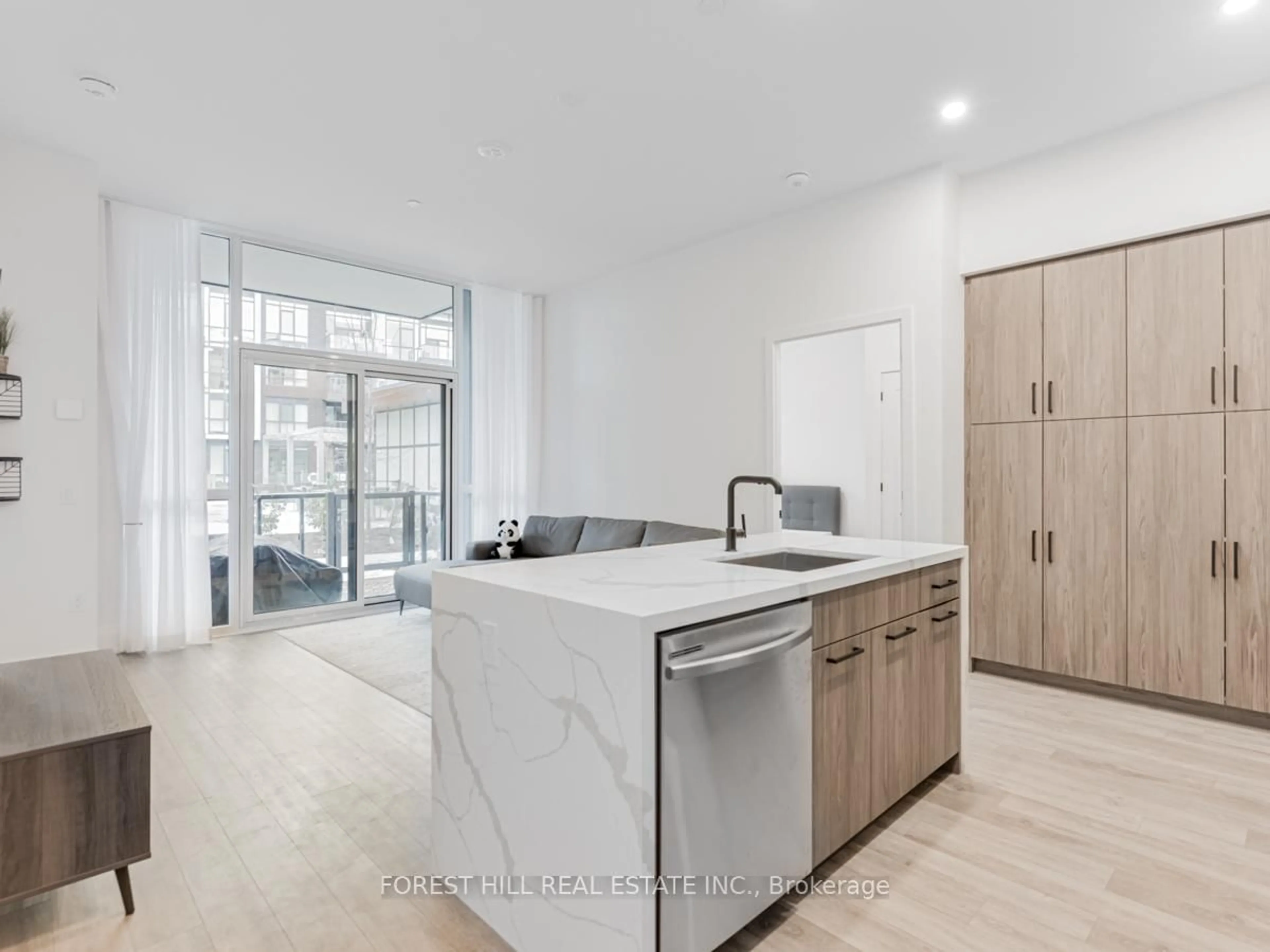 Open concept kitchen, unknown for 415 Sea Ray Blvd #128, Innisfil Ontario L9S 2P7