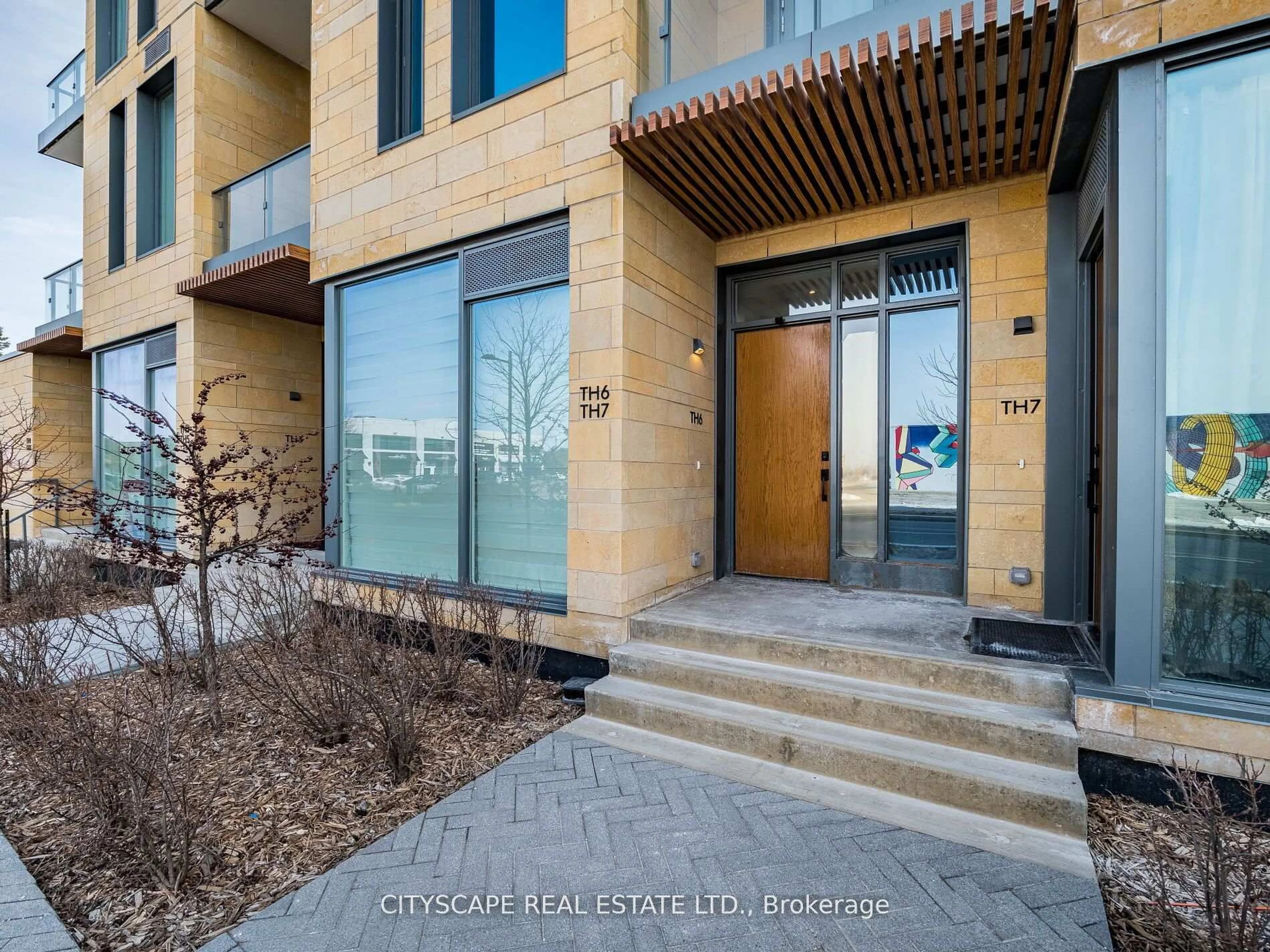 Indoor entryway for 9 Buttermill Ave #TH06, Vaughan Ontario L4K 0M5