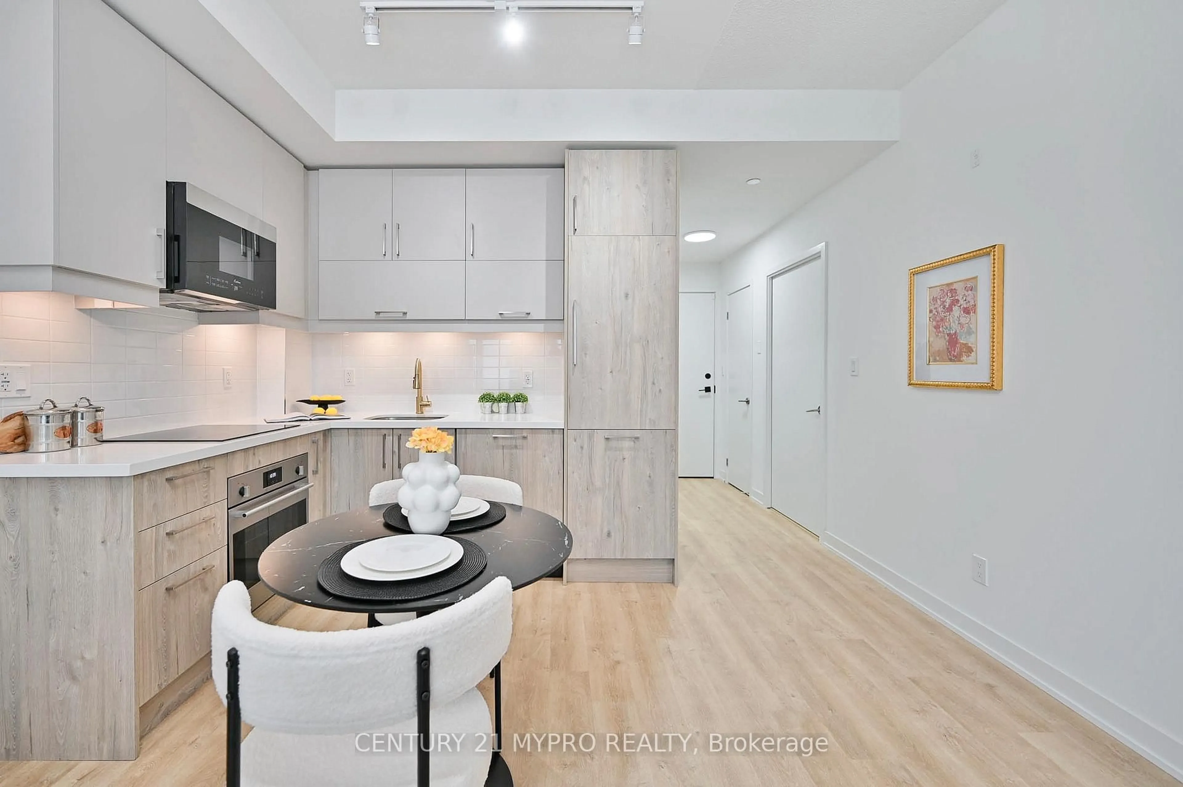 Unknown for 38 Simcoe Prom #516C, Markham Ontario L6G 0H7