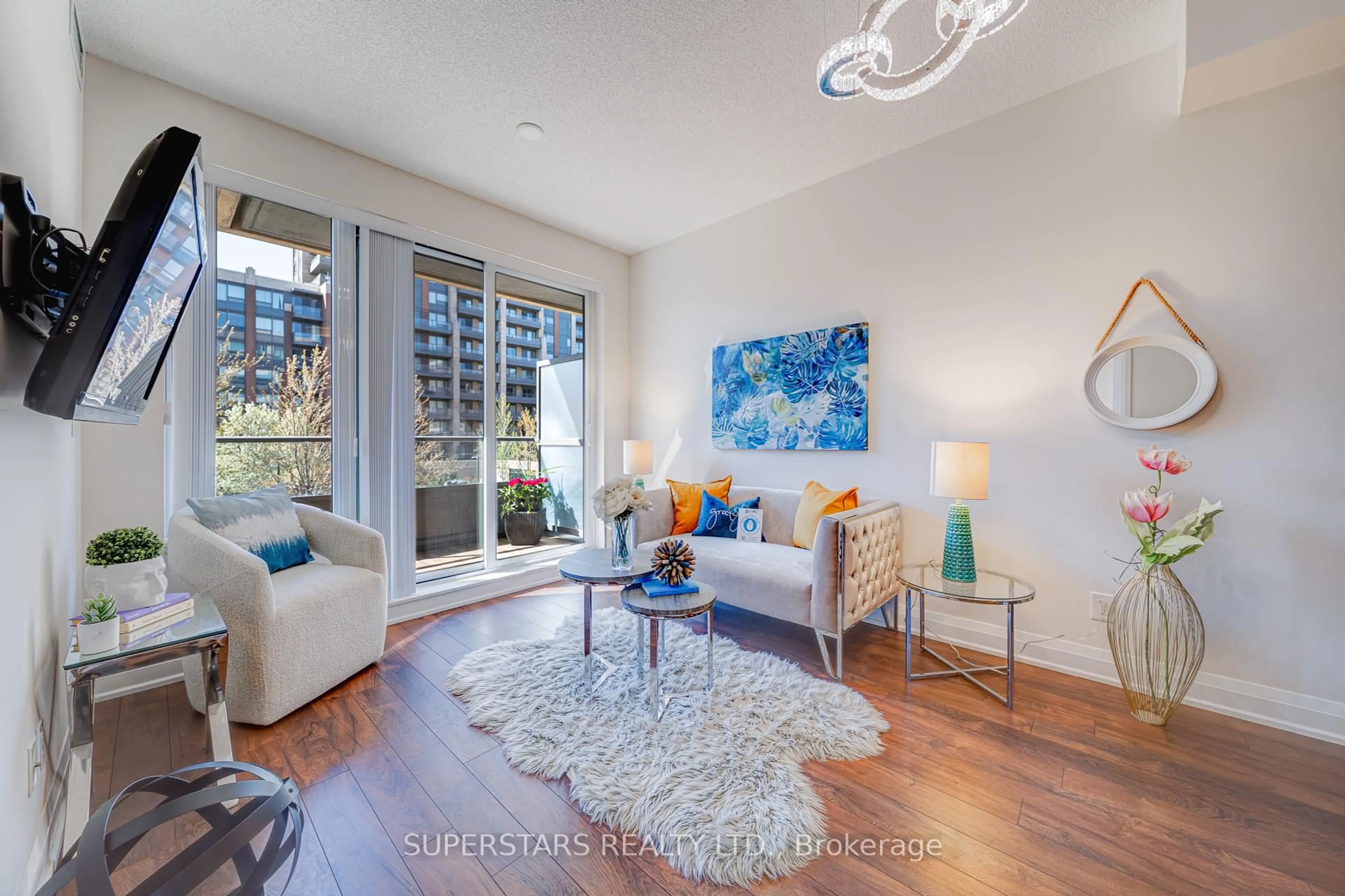 Living room with furniture, unknown for 28 Uptown Dr #226, Markham Ontario L3R 5M8