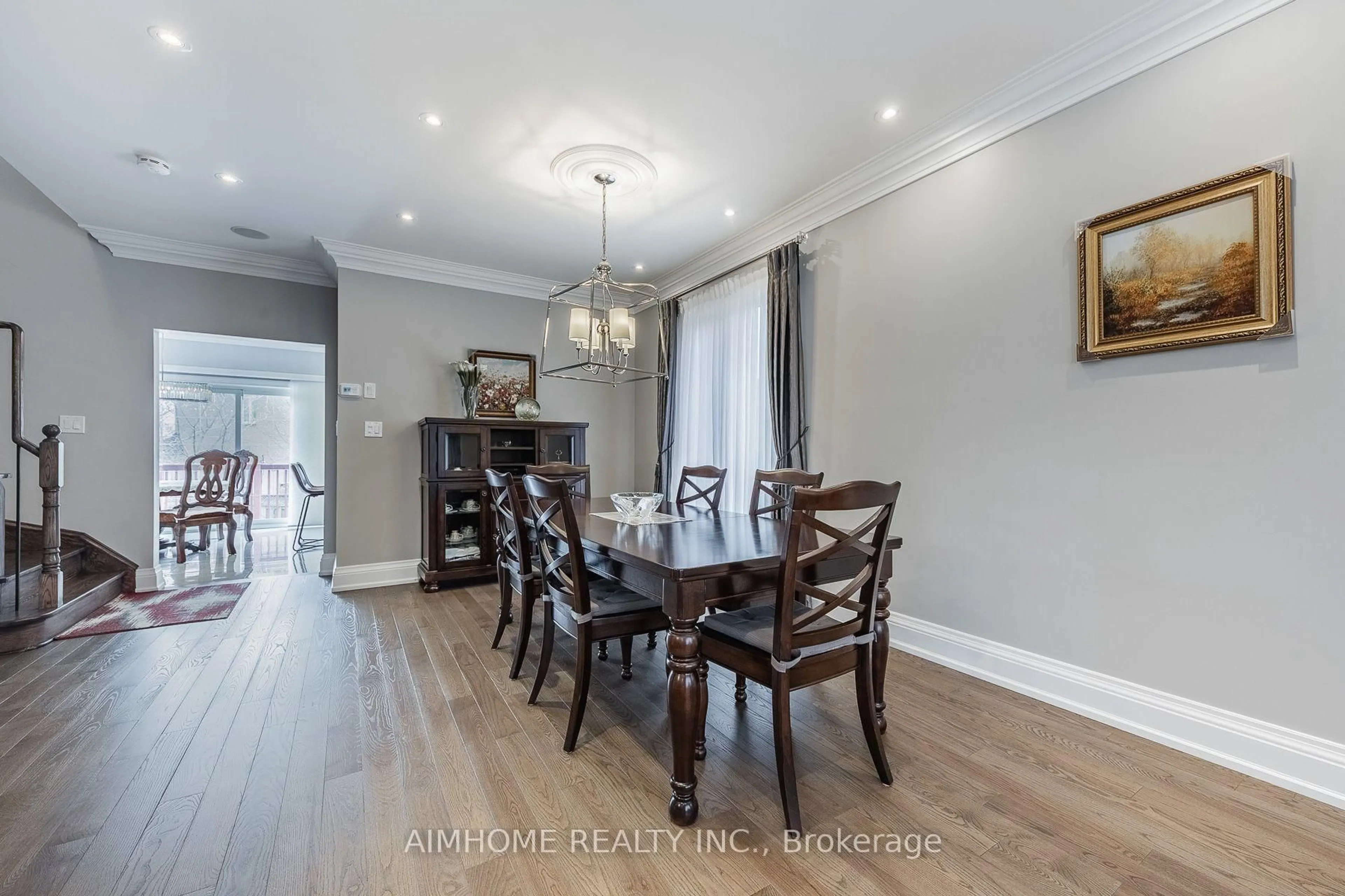 Dining room, wood/laminate floor for 15 Apollo Dr, Richmond Hill Ontario L4E 4C3