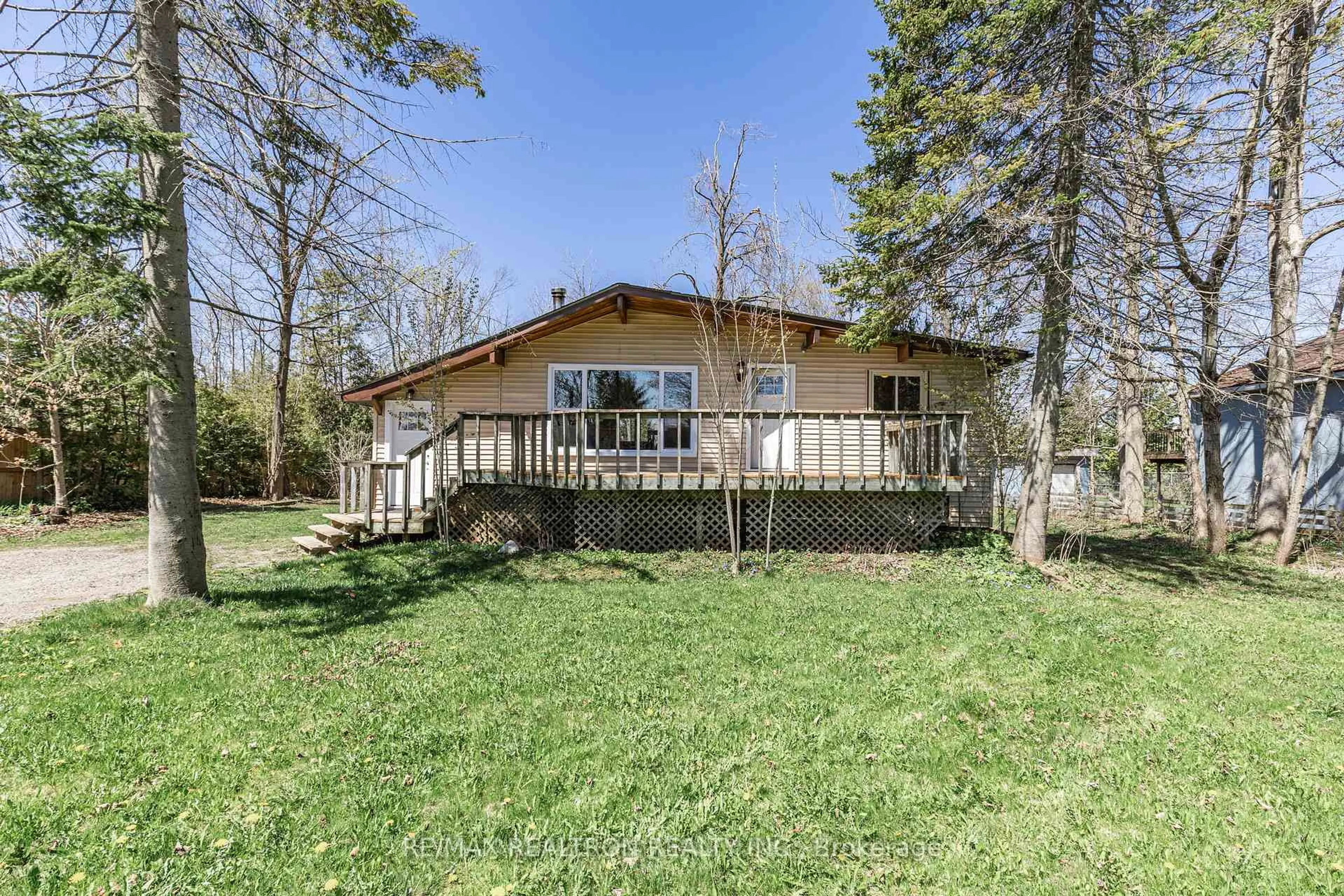 A pic from outside/outdoor area/front of a property/back of a property/a pic from drone, water/lake/river/ocean view for 3708 Maple Grove Rd, Innisfil Ontario L9S 3B3