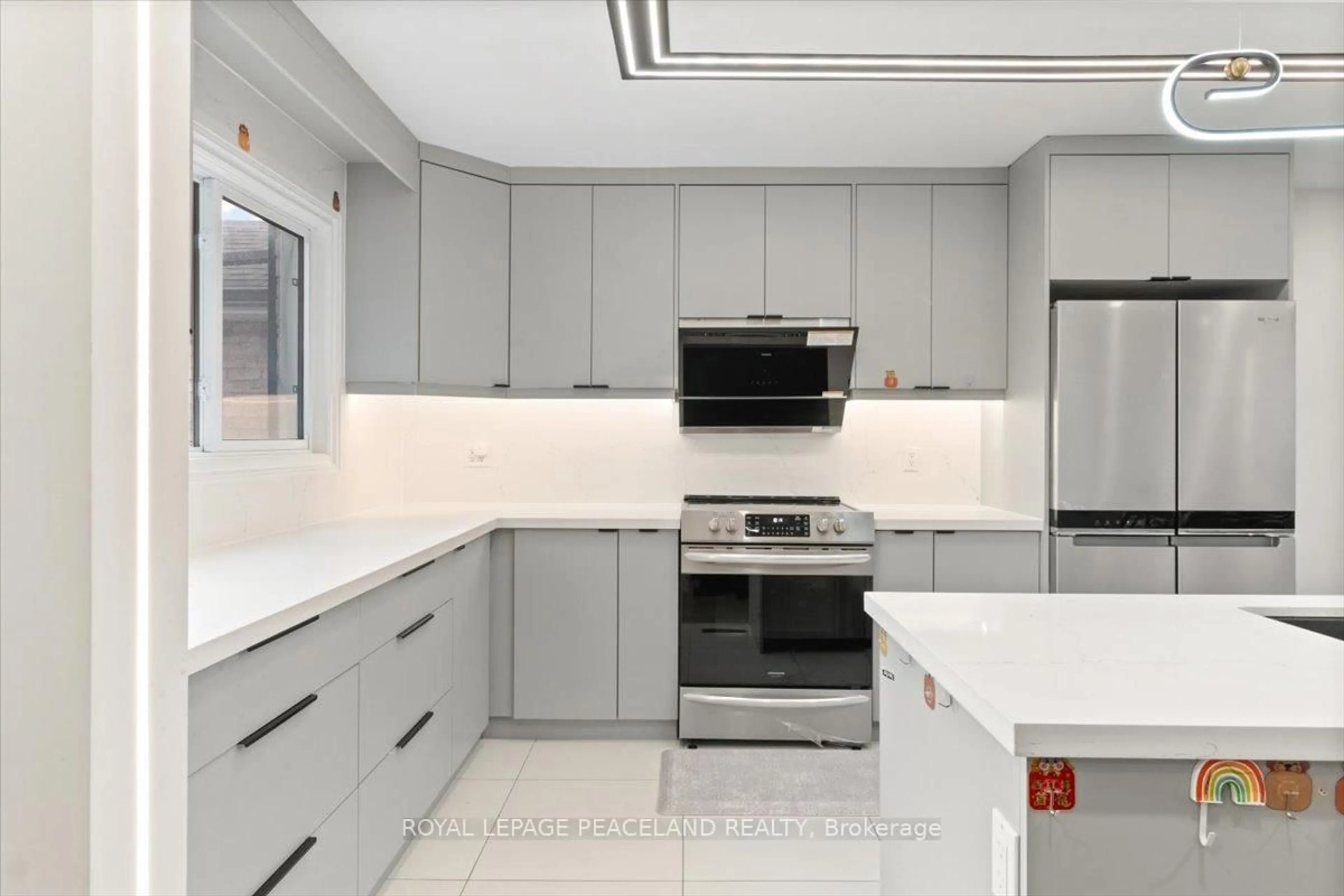 Contemporary kitchen, ceramic/tile floor for 92 Lund St, Richmond Hill Ontario L4C 5V9