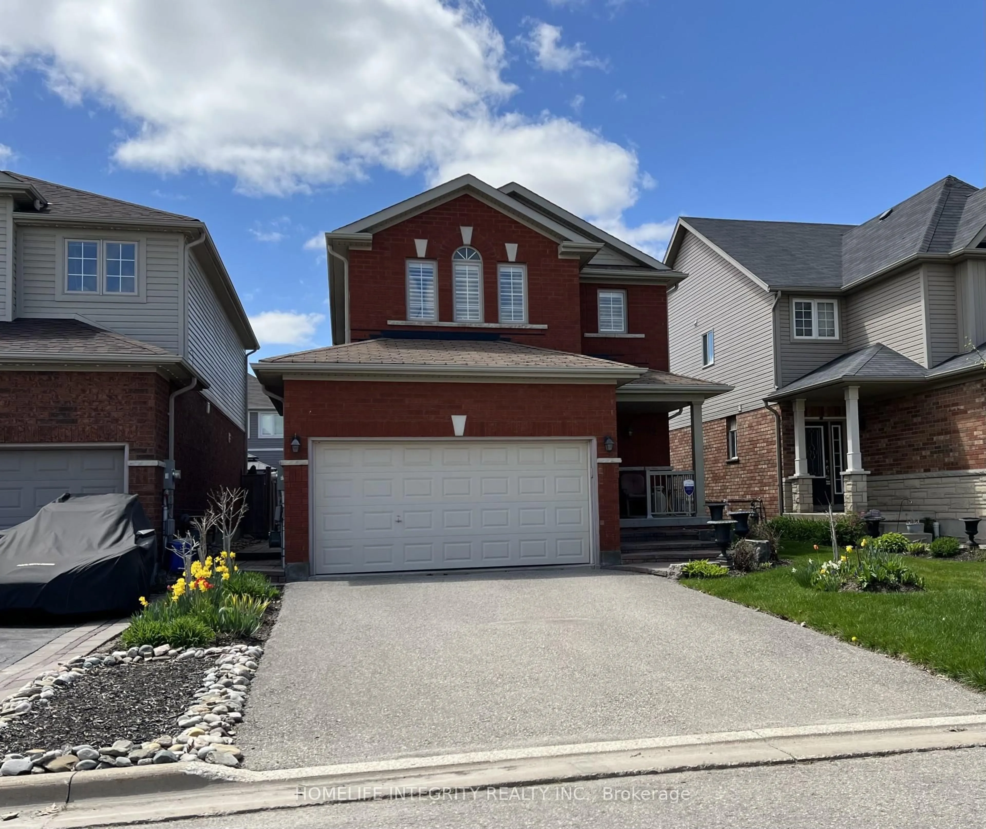 Home with brick exterior material, street for 32 Mcmulkin St, New Tecumseth Ontario L9R 0A9