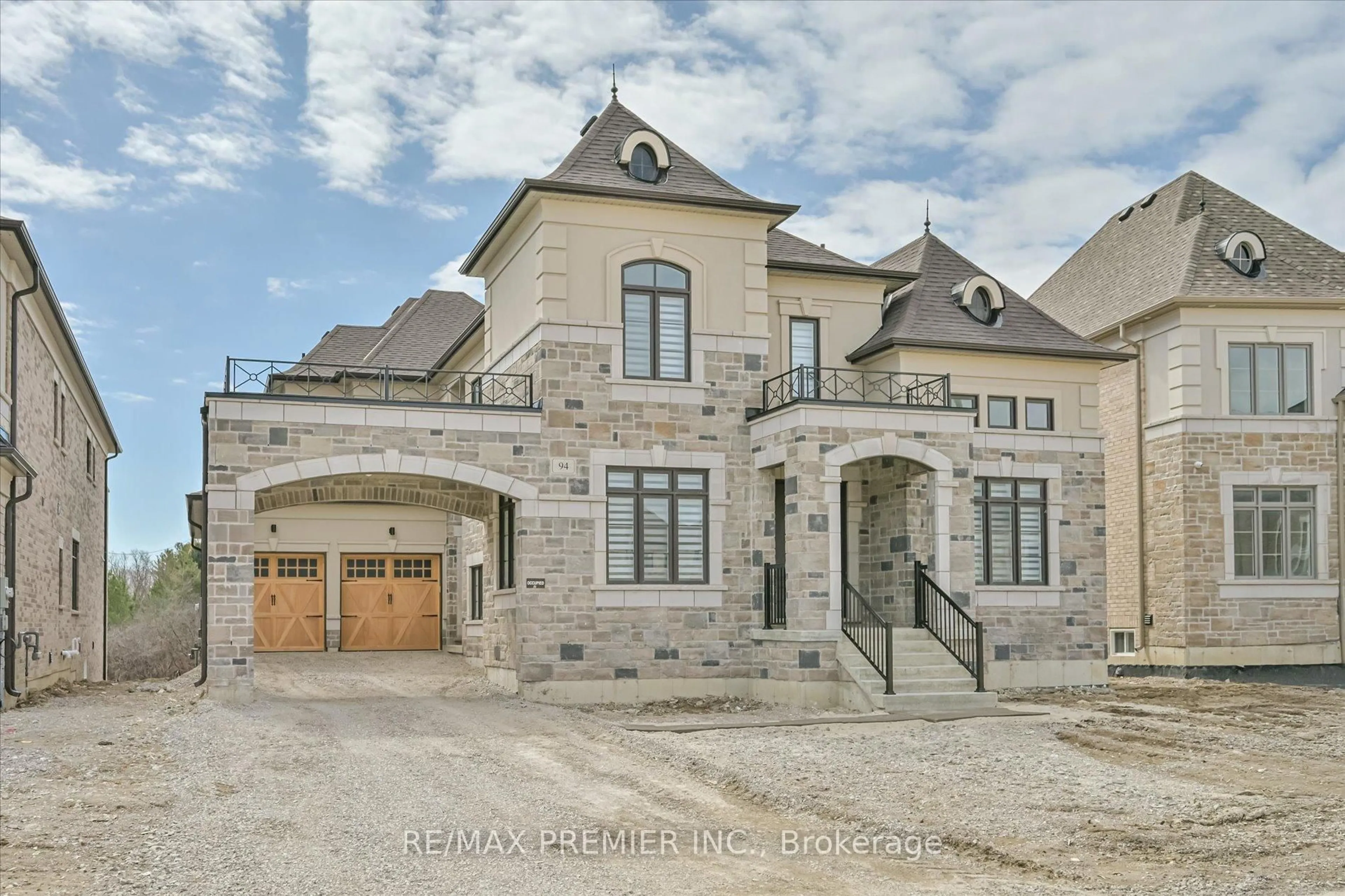 Home with brick exterior material, unknown for 94 Sunny Acre Cres, King Ontario L7B 0S6