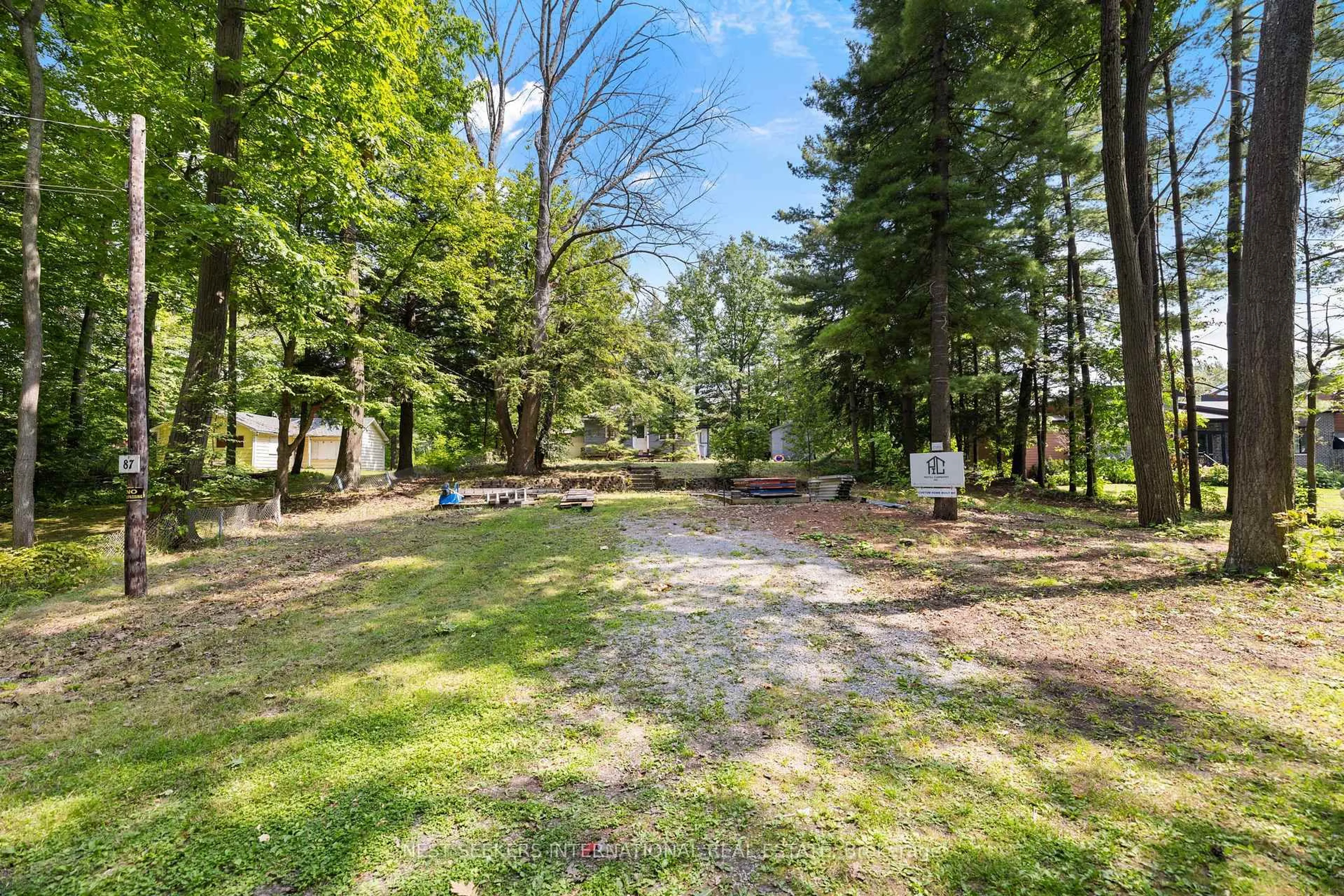 Patio, forest/trees view for 87 Sibbald Cres, Georgina Ontario L0E 1R0