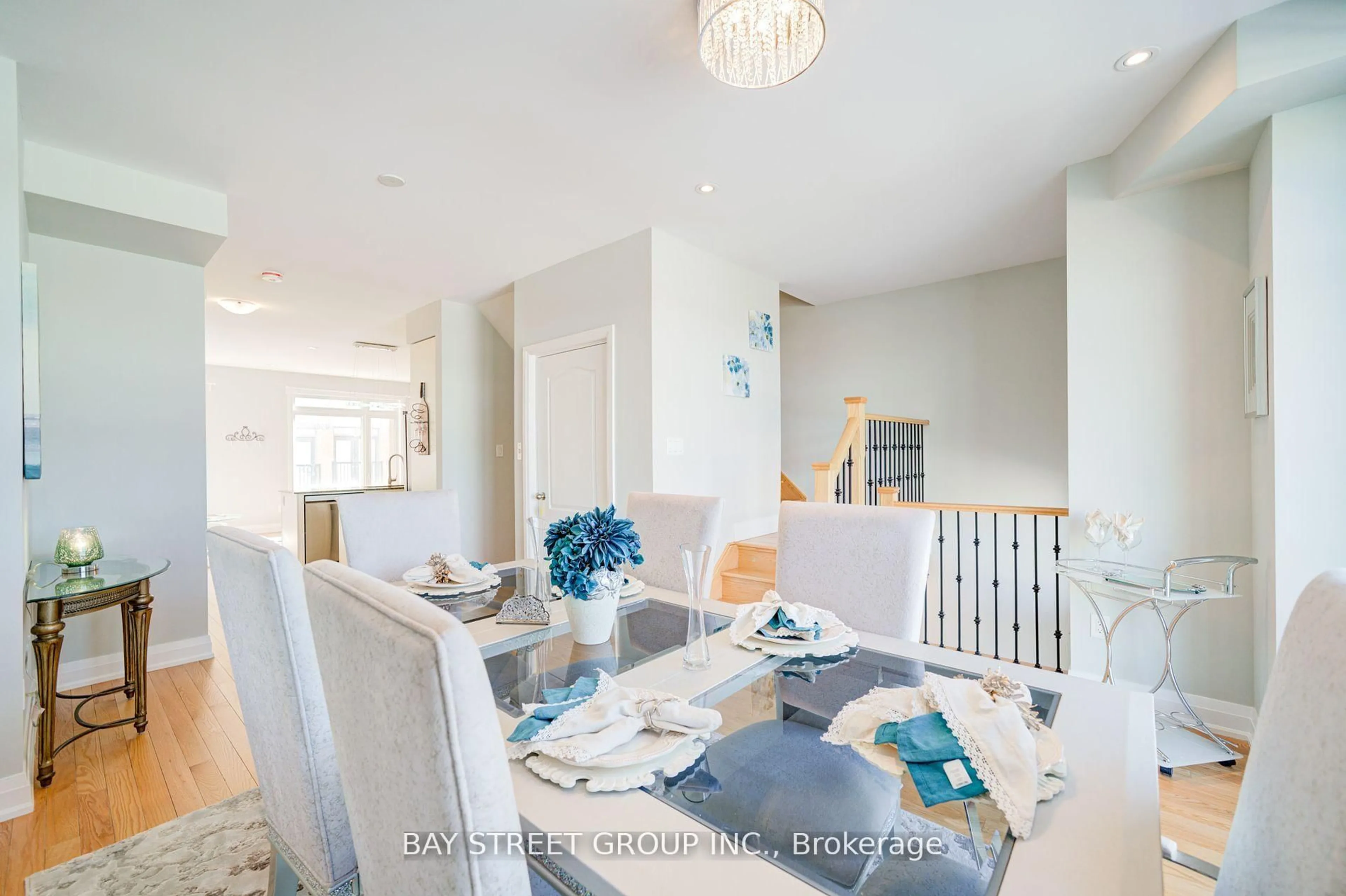 Dining room, unknown for 6 Teasel Way, Markham Ontario L3R 9S3