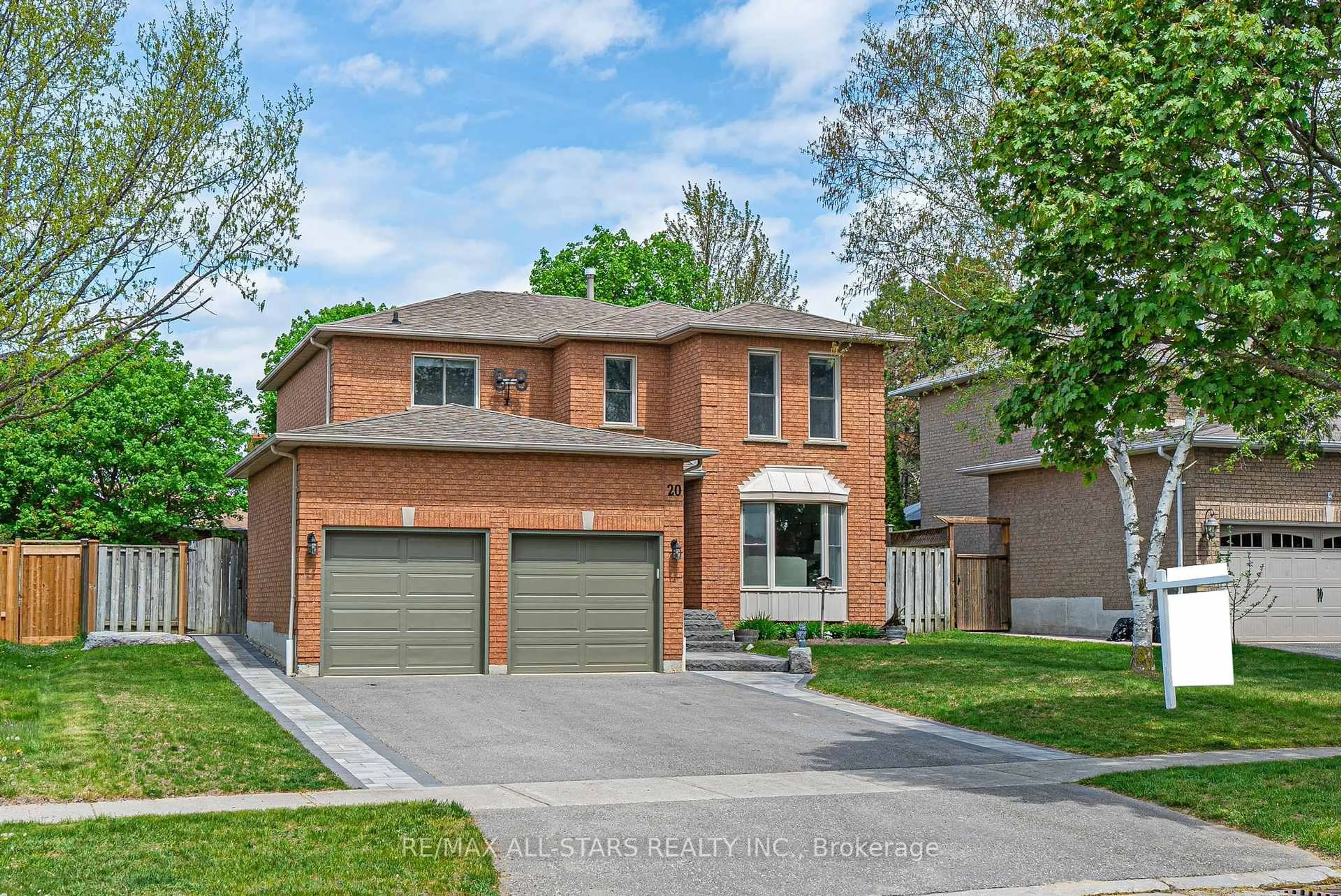 Home with brick exterior material, street for 20 Enzo Cres, Uxbridge Ontario L9P 1M2