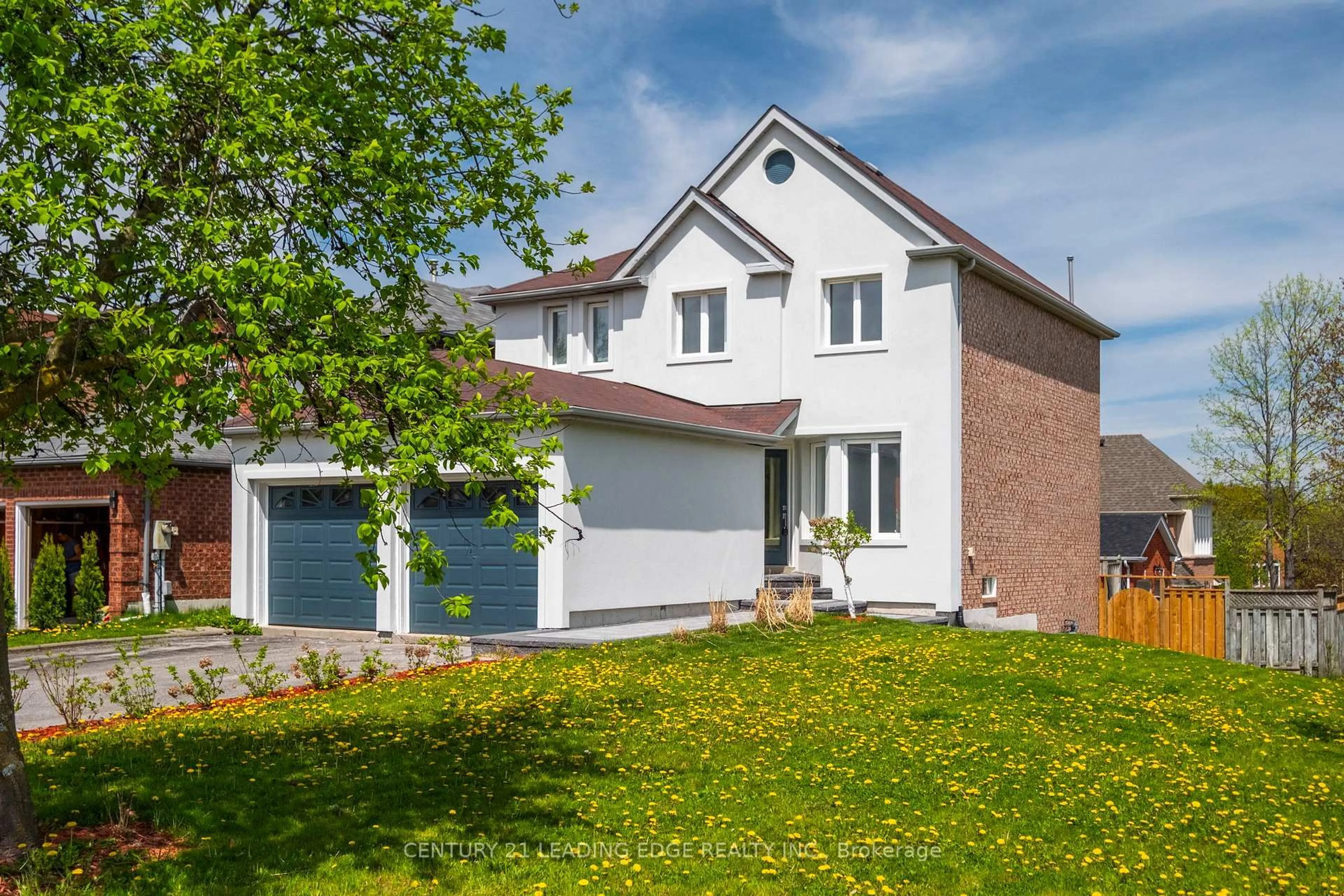 Home with brick exterior material, street for 88 Bonny Meadows Dr, Aurora Ontario L4G 6M9